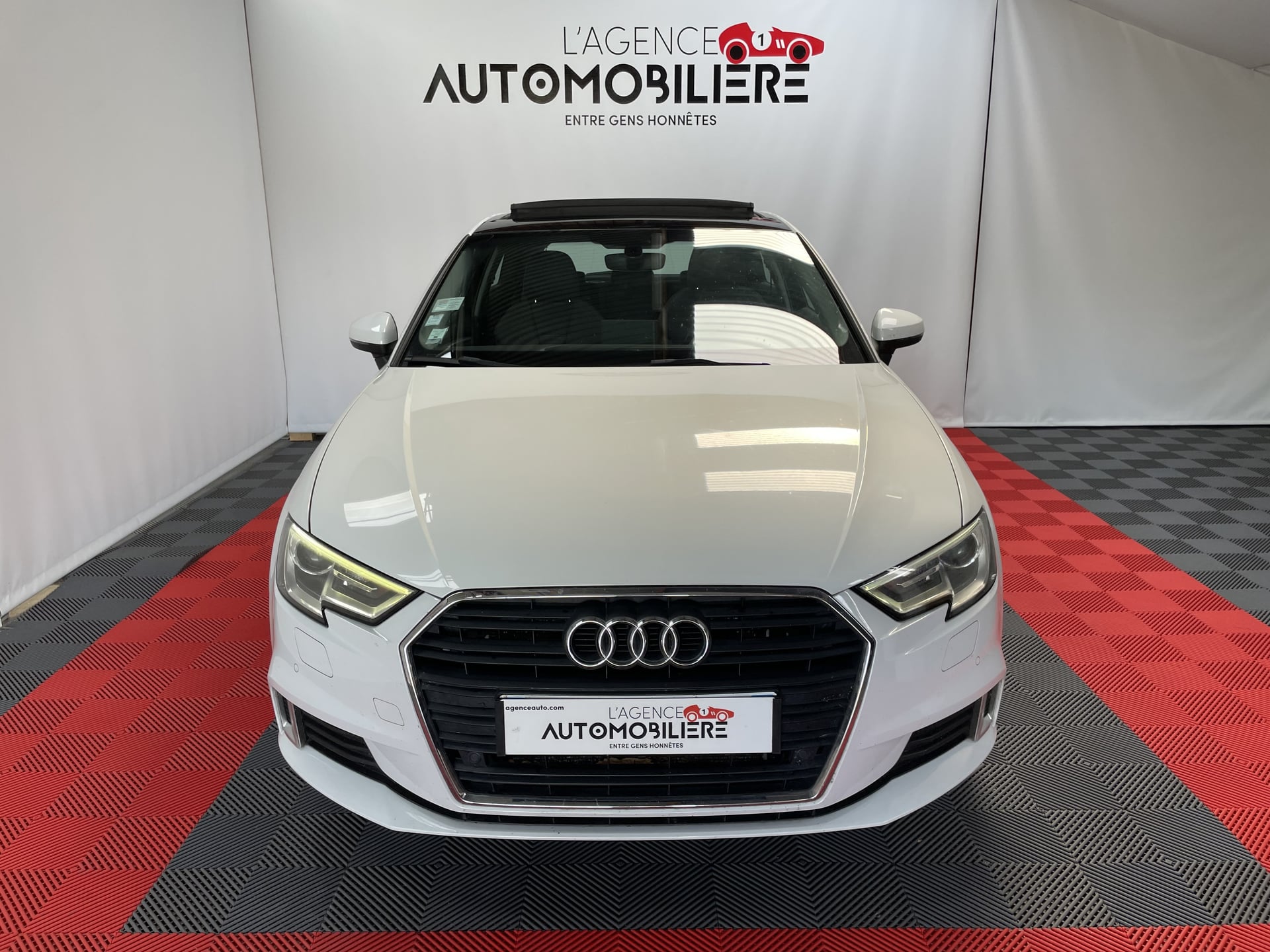 Audi A3 TFSI 115CH SPORT — 2