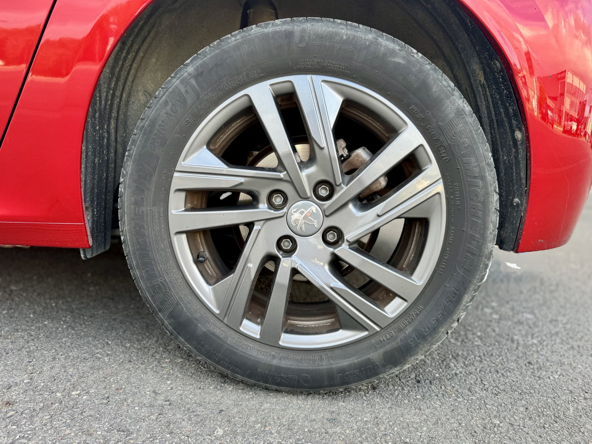Peugeot 208 II 1.2 PURETECH 100 S&S STYLE — 32