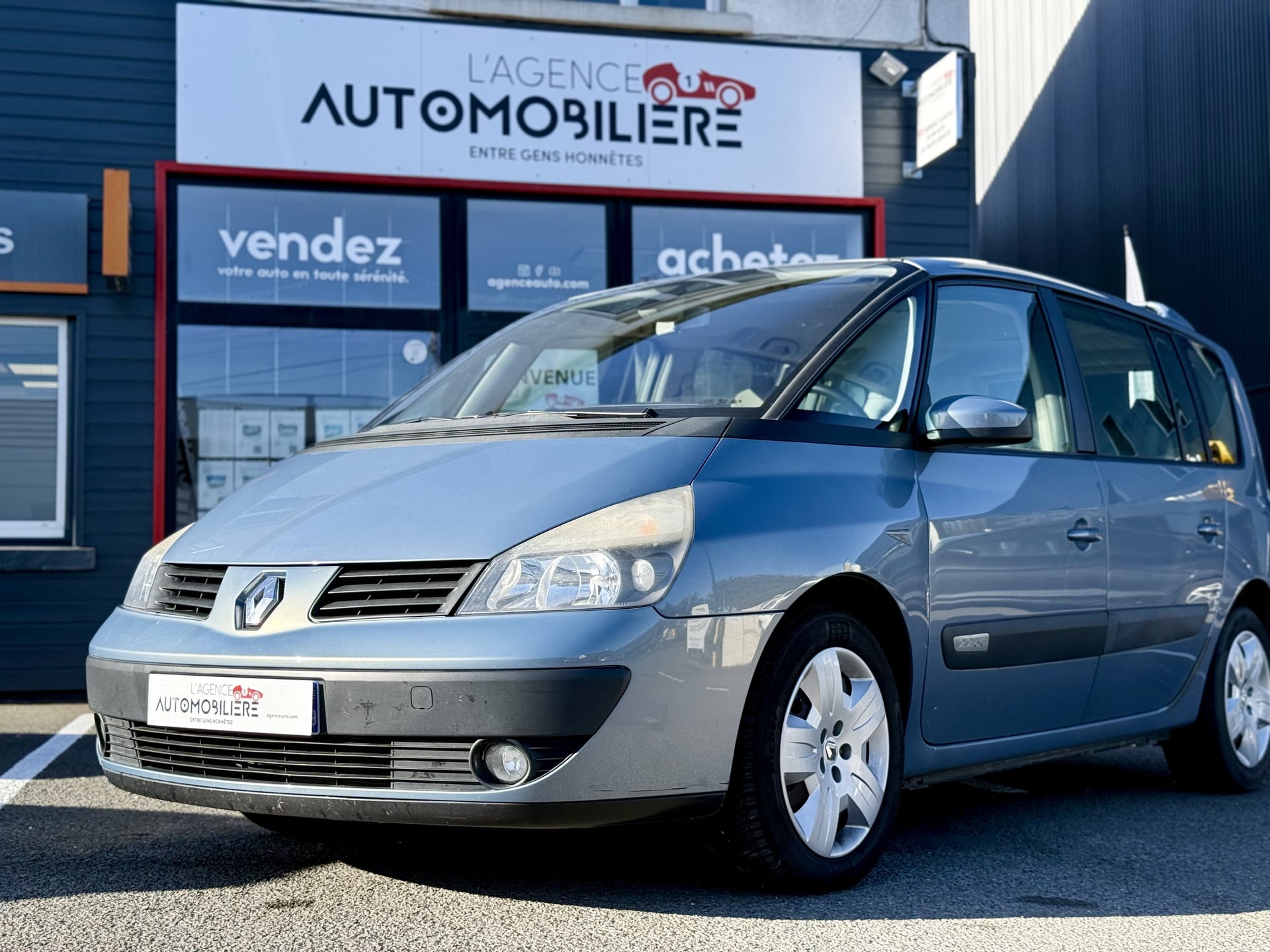 Renault Espace 4 2.2 Dci 150 ch BVM6 PRIVILEGE 7 PLACES — 40