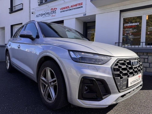 Audi Q5 2.0 35 TDI 165 CH S-LINE S-TRONIC — 2