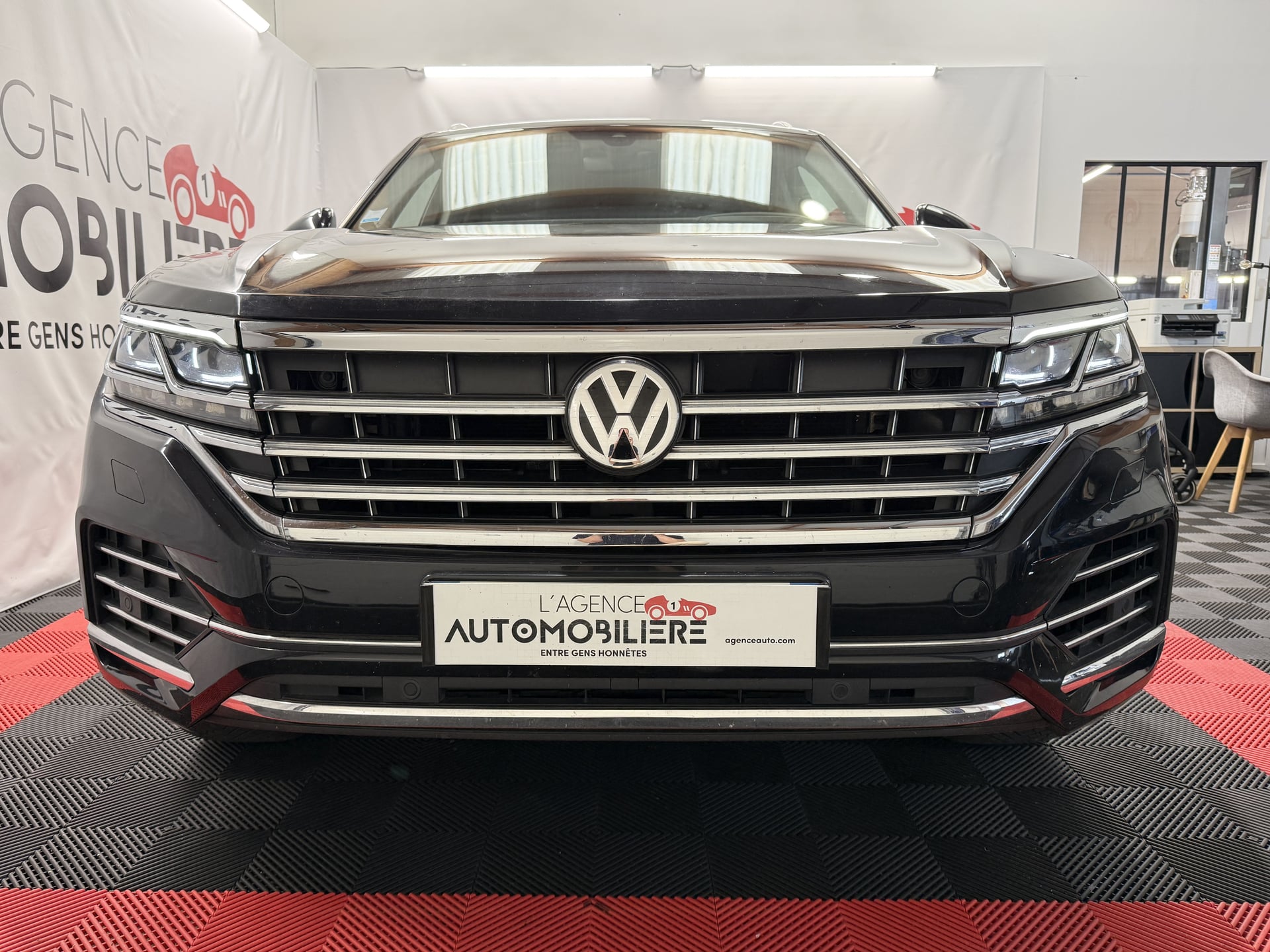 Volkswagen Touareg III 3.0 V6 TDI 231 TIPTRONIC 4WD CARAT EXCLUSIVE — 2