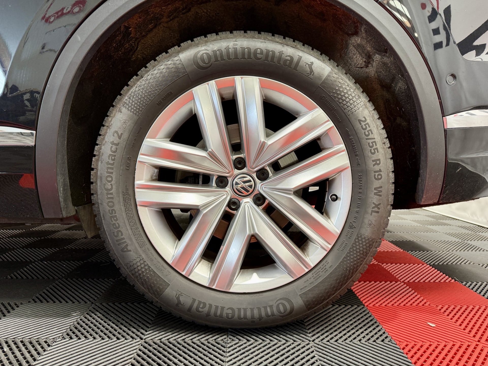 Volkswagen Touareg III 3.0 V6 TDI 231 TIPTRONIC 4WD CARAT EXCLUSIVE — 29