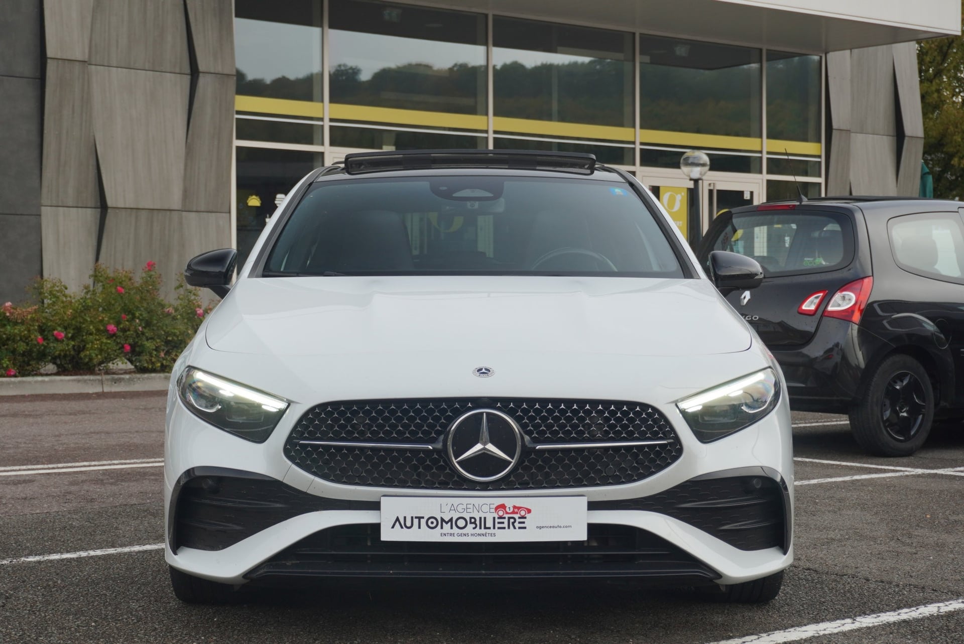 Mercedes-Benz Classe A A200 AMG line 7G DCT toit ouvrant — 2