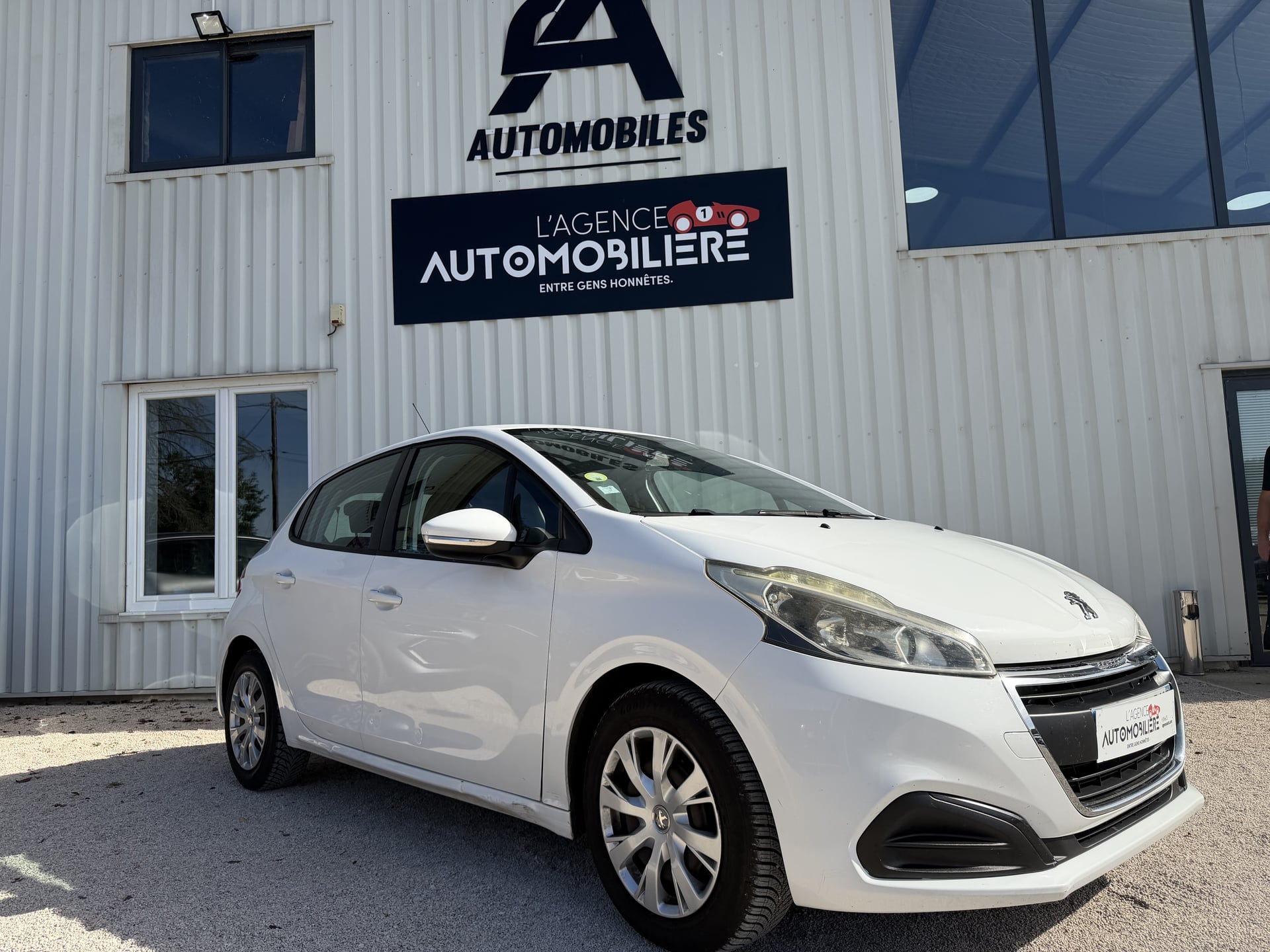 Peugeot 208 1.6 BlueHdi 75ch BVM5