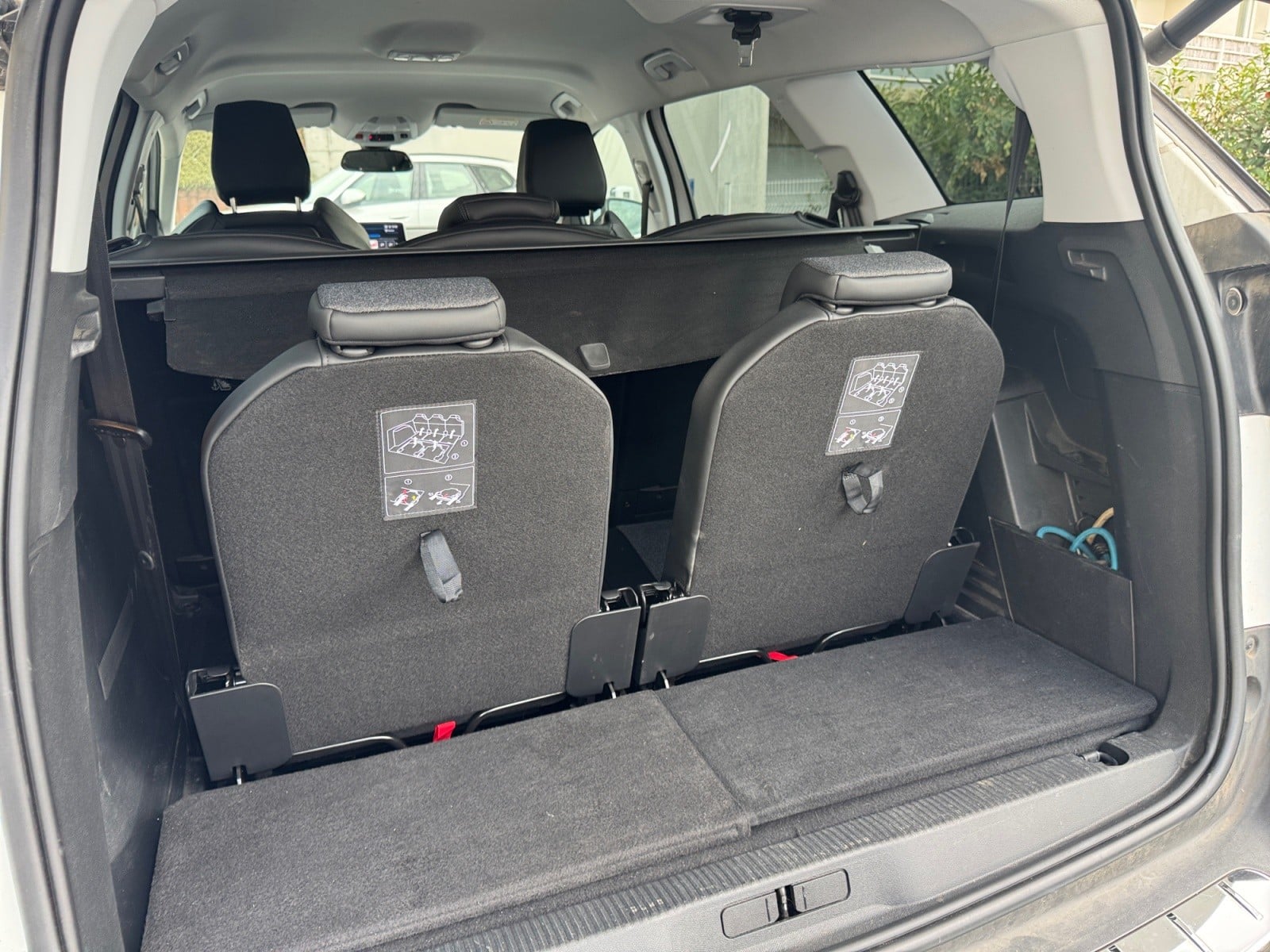 Peugeot 5008 1.5 BlueHDi 130ch Allure Business EAT8 — 22