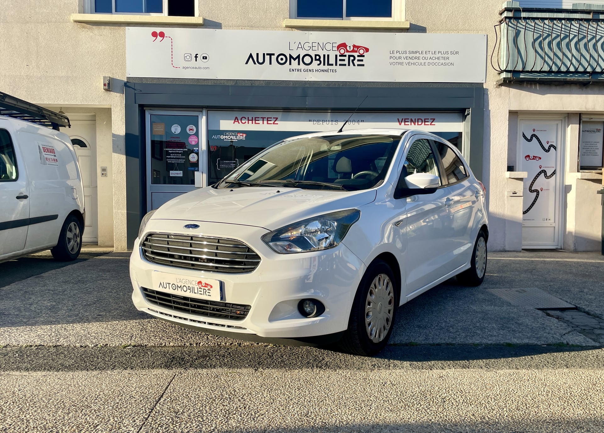 Ford Ka + TI-VCT 85cv ULTIMATE - 2ème main - Suivi complet