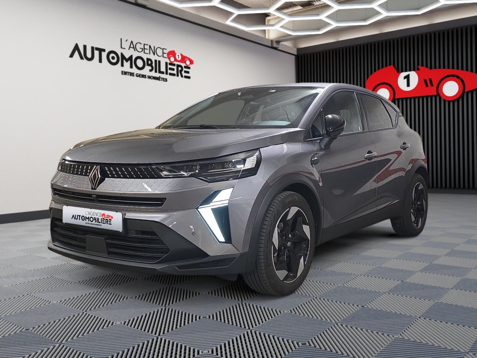Renault Captur Nouveau Techno Mild-Hybrid 160cv EDC Garantie 2029