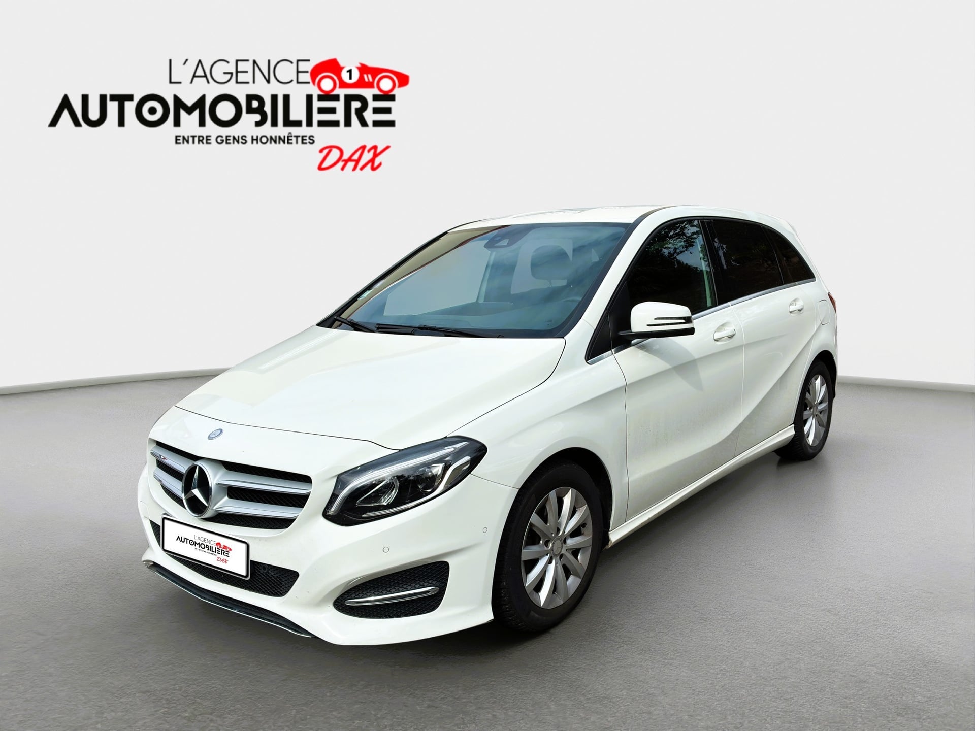 Mercedes-Benz Classe B 180 INSPIRATION 7G-DCT "ORIGINE FRANCE/HISTORIQUE D ENTRETIEN COMPLET"