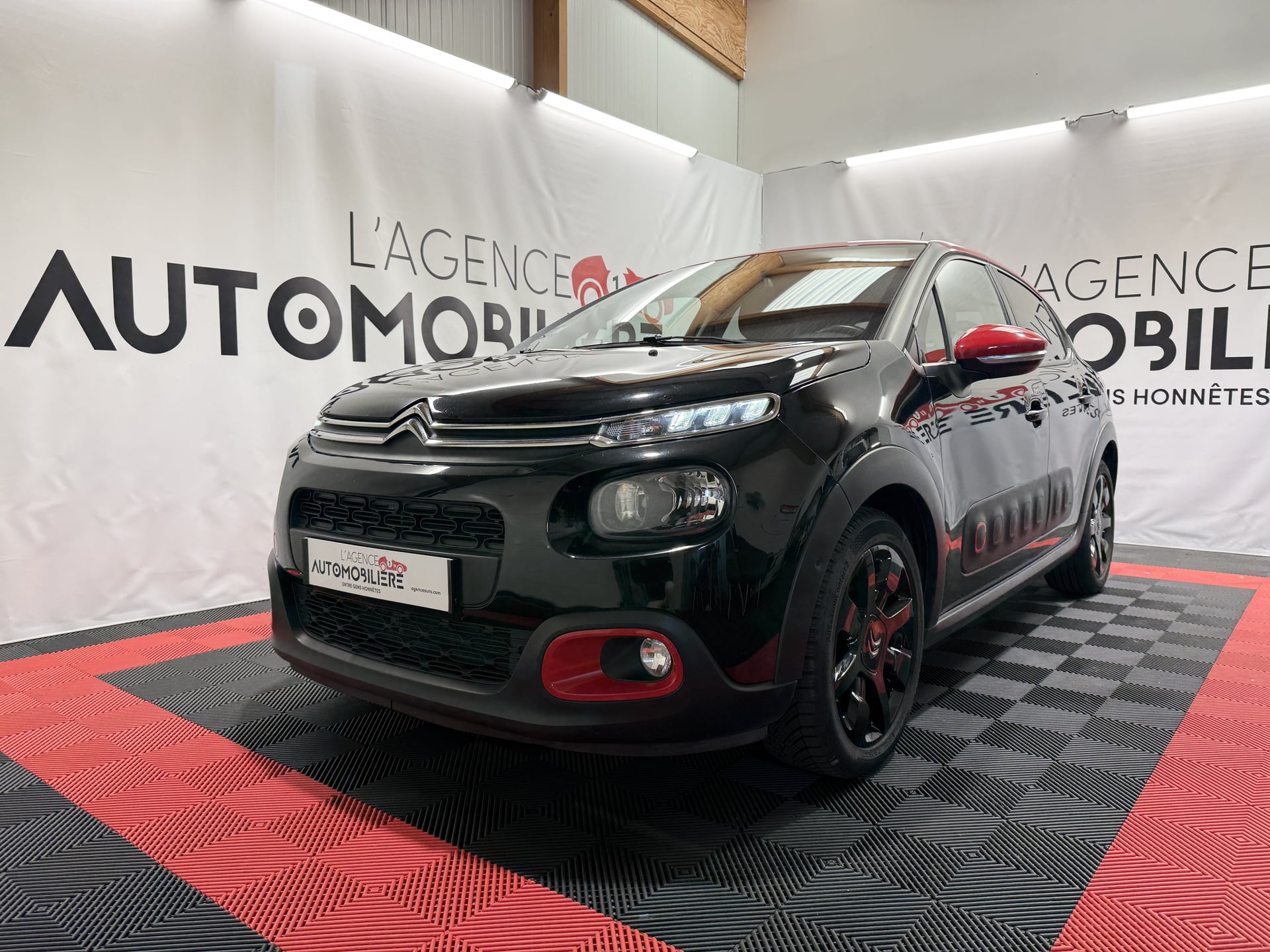 Citroen C3 1.2 PURETECH 110 S&S BVM6 SHINE