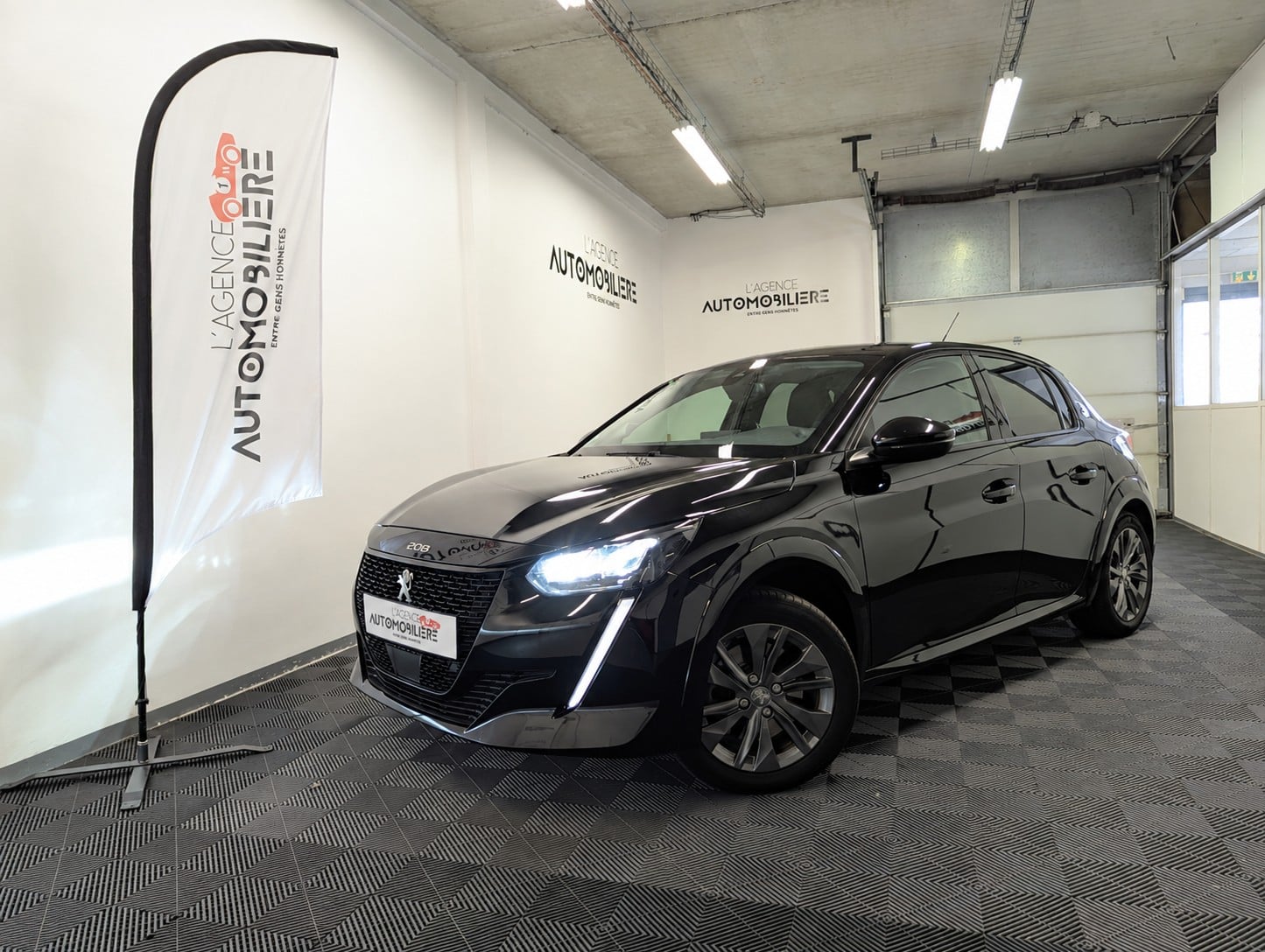 Peugeot e-208 e-208 136 cv Pack Allure