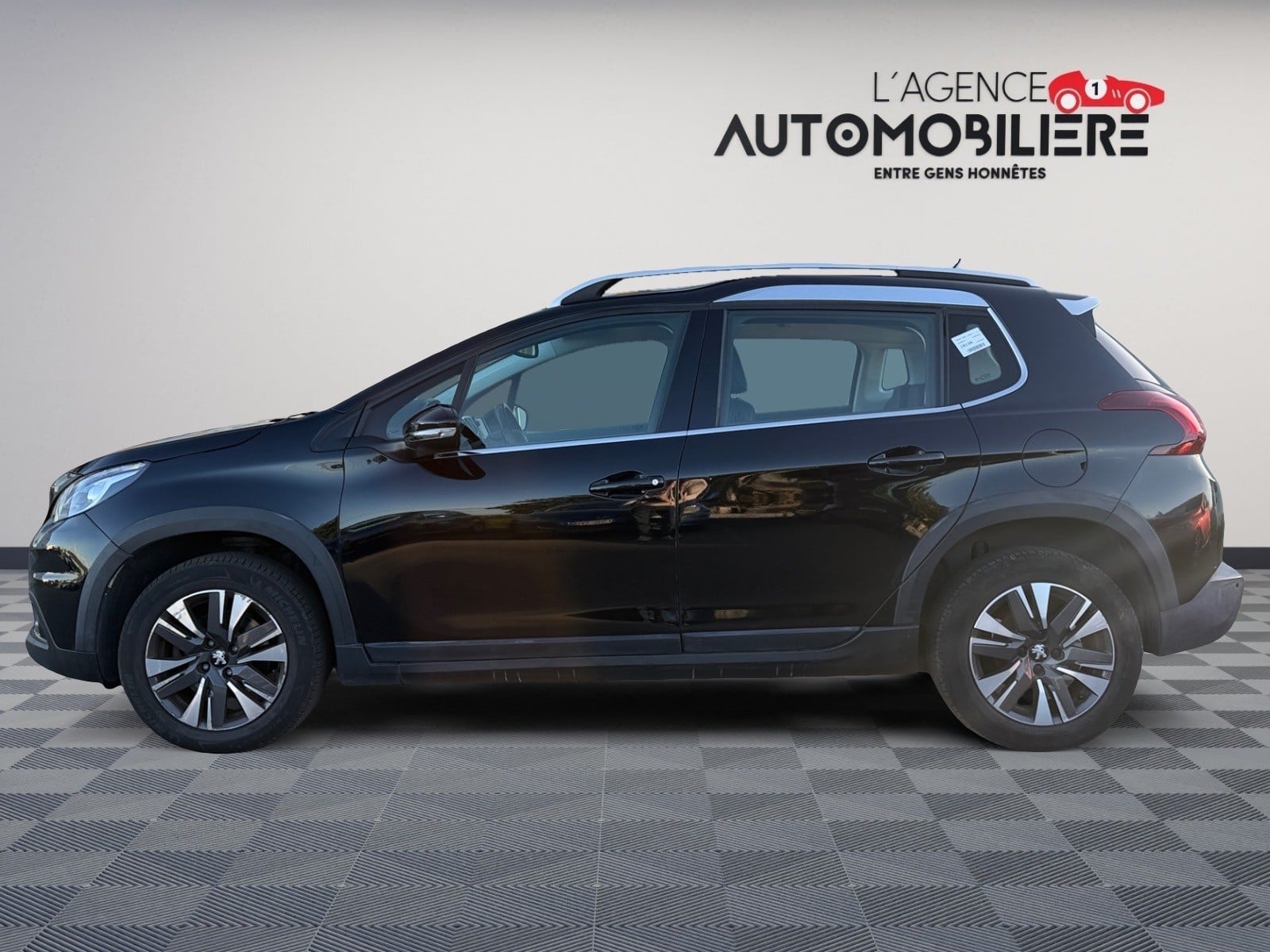 Peugeot 2008 1.2 PureTech 110ch S&S EAT6 Allure — 2