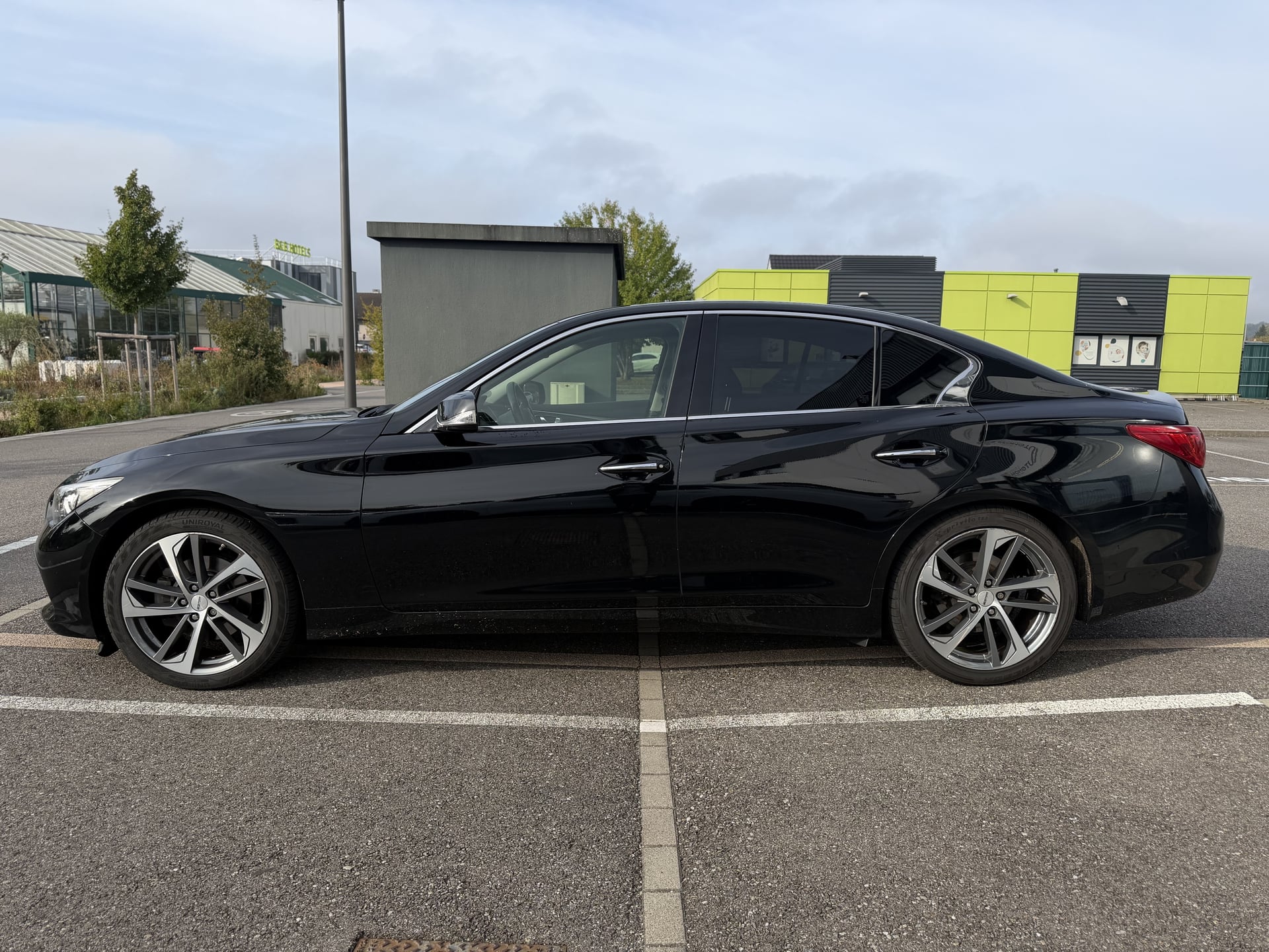 Infiniti Q50 PREMIUM 2.2 D 16V 170 CV BVA - GARANTIE 12 MOIS — 30