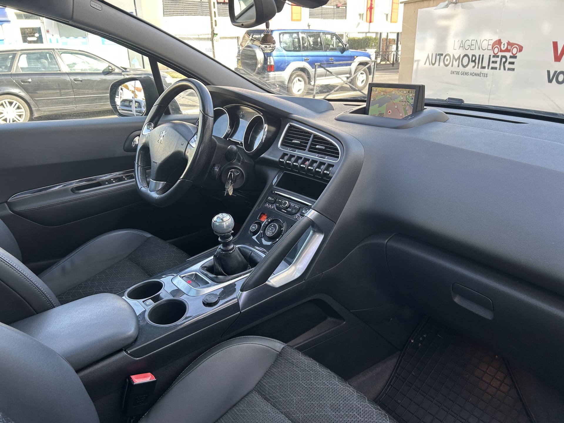 Peugeot 3008 1.6 120CH ALLURE - COURROIE REMPLACÉE — 26