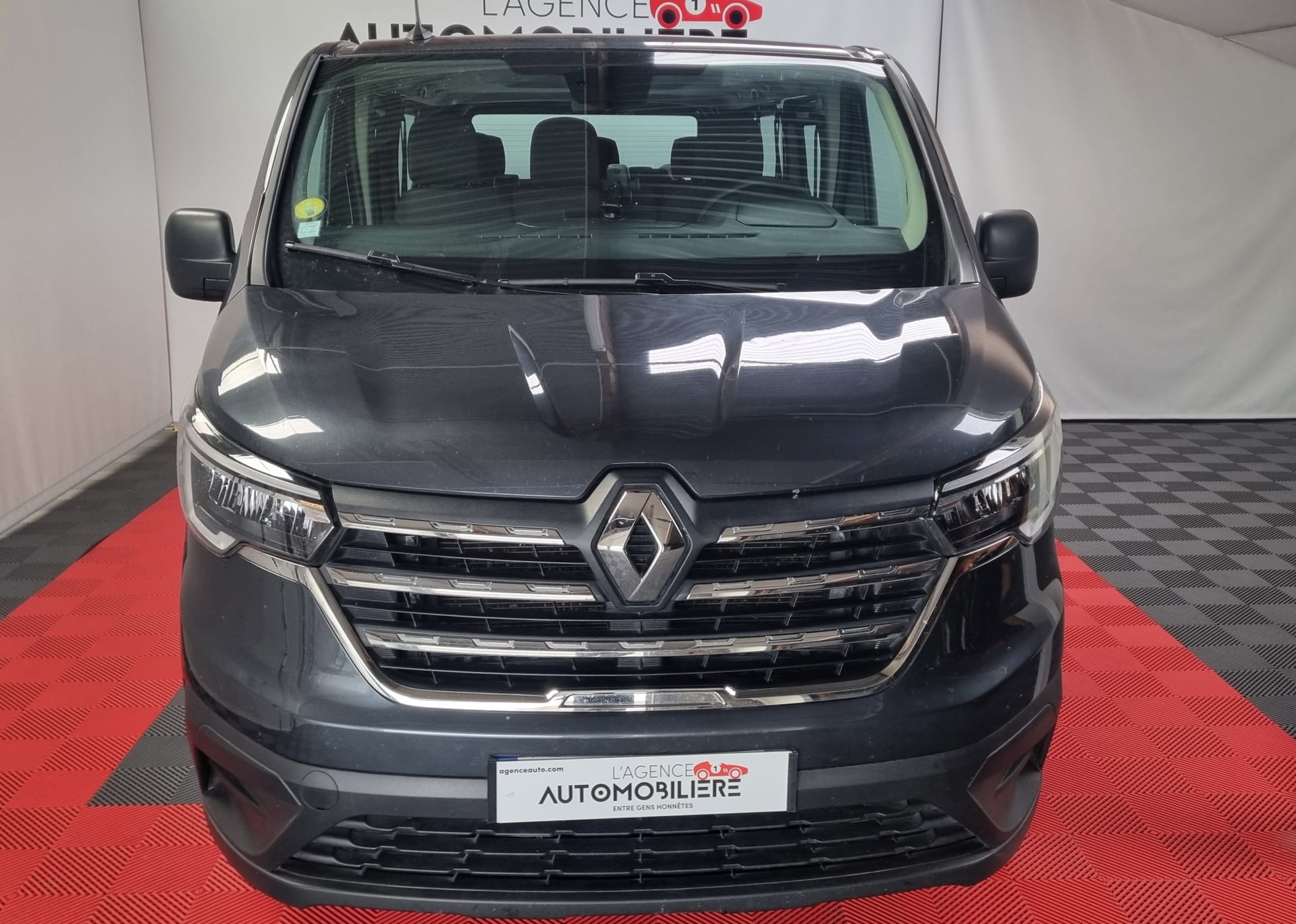 Renault Trafic TRAFIC 9 Places L2 DCI 150 S&S ZEN — 2
