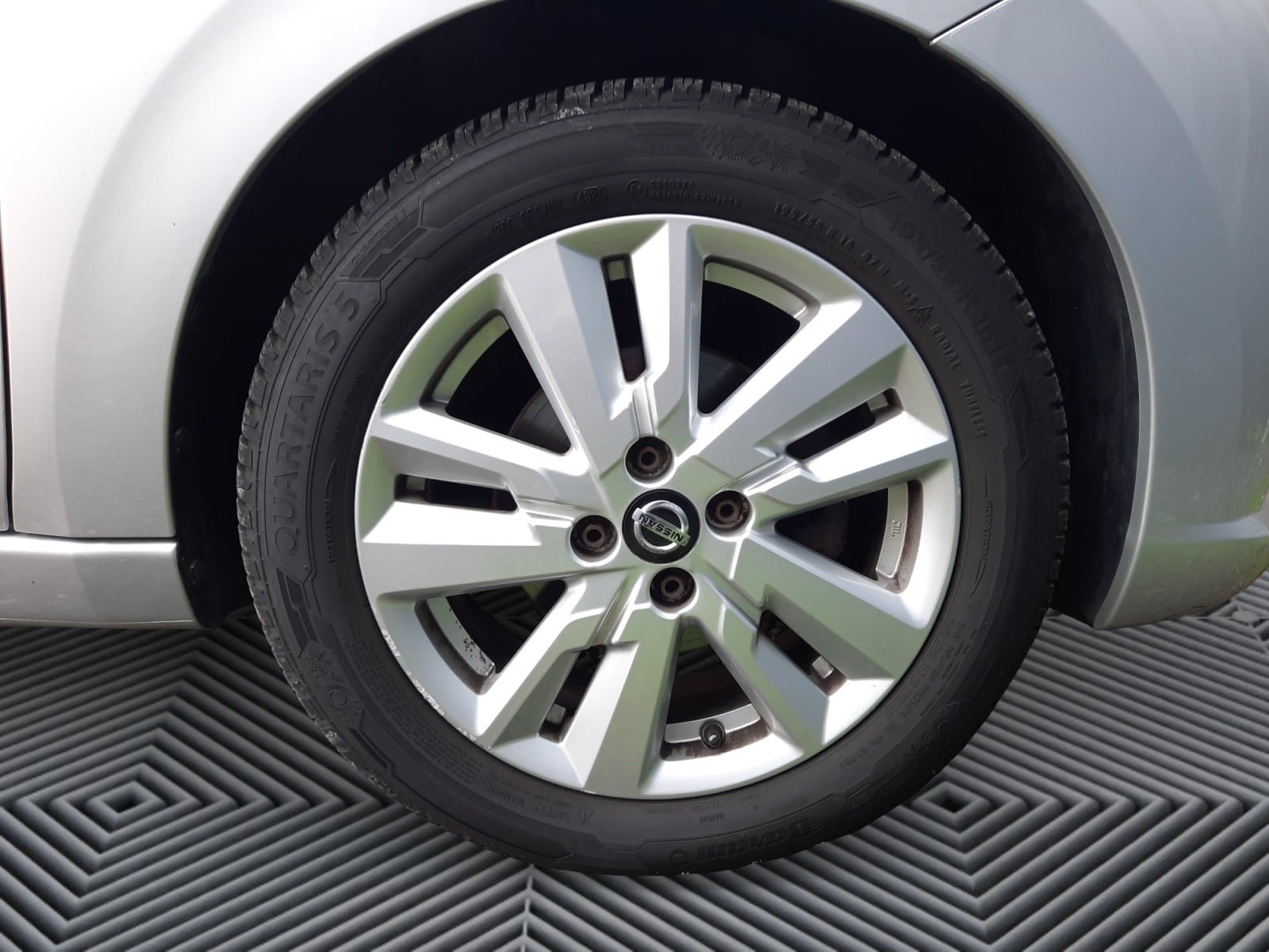 Nissan Micra 1.0 IG-T Acenta 101Ch Boite 5V/ Garantie 12 Mois — 36
