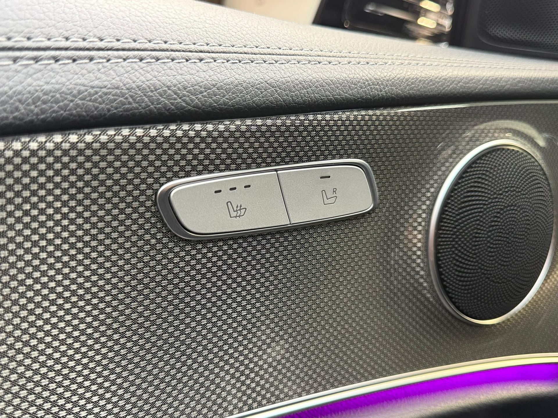Mercedes-Benz Classe E 220 2.0 CDI AMG-LINE — 34