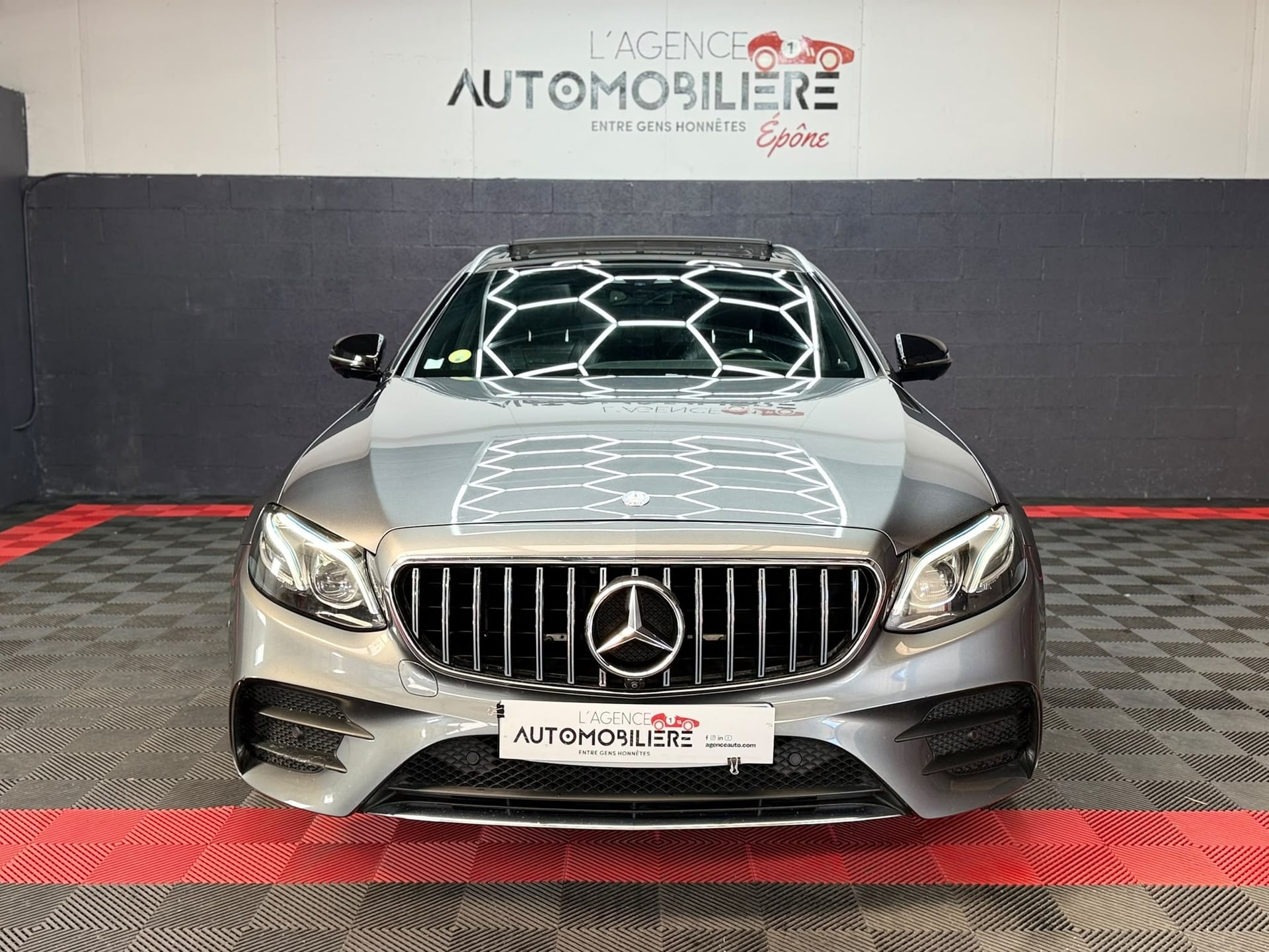 Mercedes-Benz Classe E 220 2.0 CDI AMG-LINE — 2
