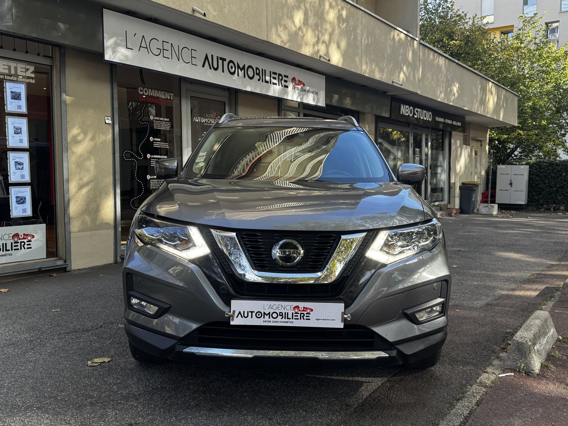 Nissan XTRAIL III (2) 1.7 DCI 150 TEKNA 7PL - GARANTIE 6 MOIS - CARNET D'ENTRETIEN - TOIT OUVRANT — 2