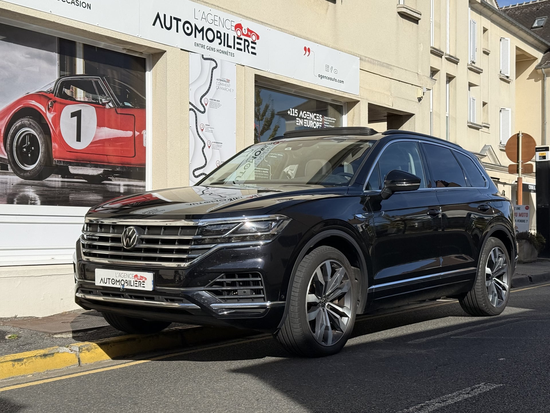 Volkswagen Touareg III 3.0 TSI EHYBRID 381 4MOTION ELEGANCE TIPTRONIC 8+Options!+Suivi Complet VW!
