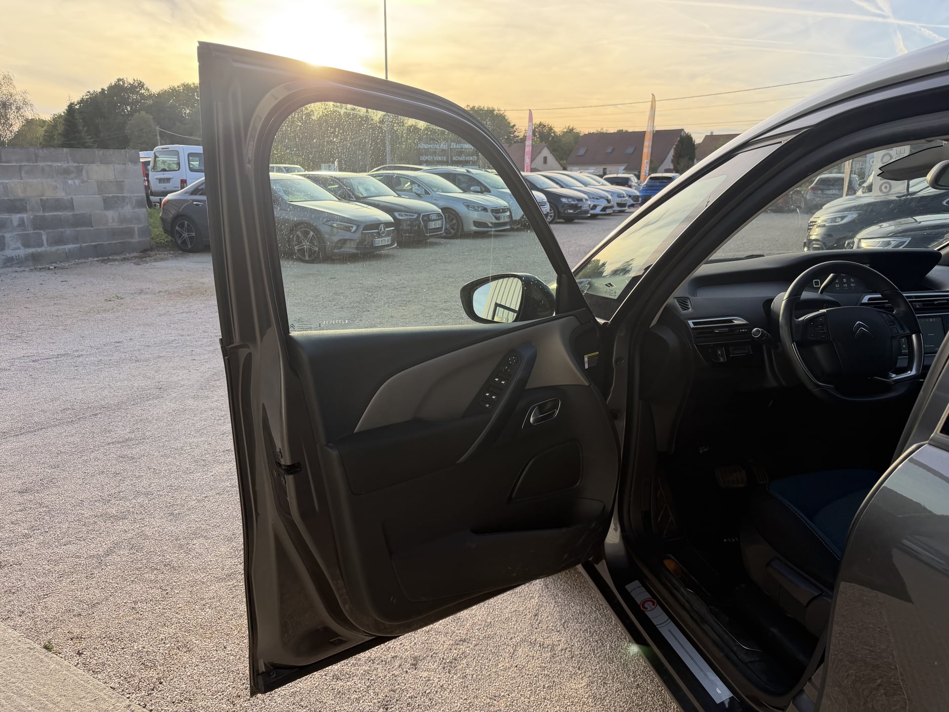 Citroen Grand C4 SpaceTourer BlueHdi 130 S&S EAT8 Feel — 30