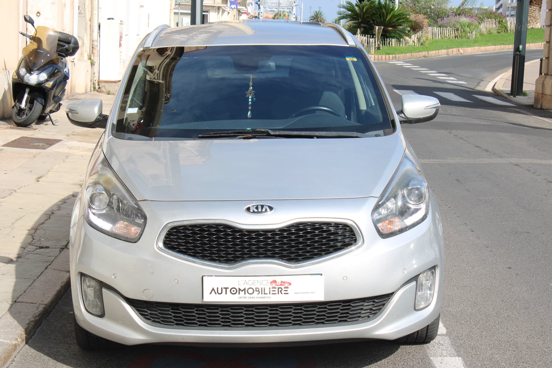 Kia Carens 1.7 CRDi 115Ch ISG 7 pl UEFA EURO 2016 ( 1ère main, Caméra de recul, GPS ... ) — 2