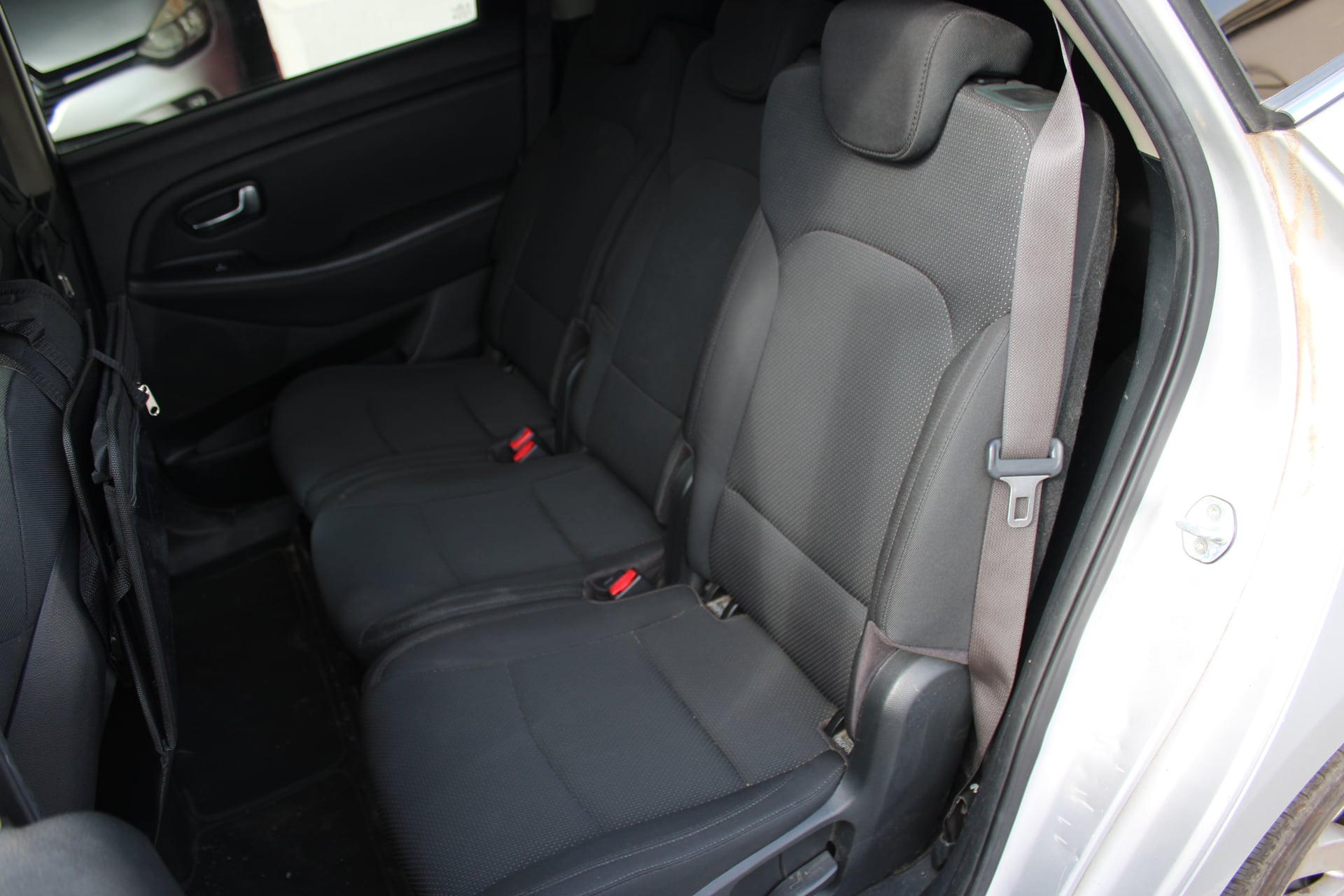 Kia Carens 1.7 CRDi 115Ch ISG 7 pl UEFA EURO 2016 ( 1ère main, Caméra de recul, GPS ... ) — 25