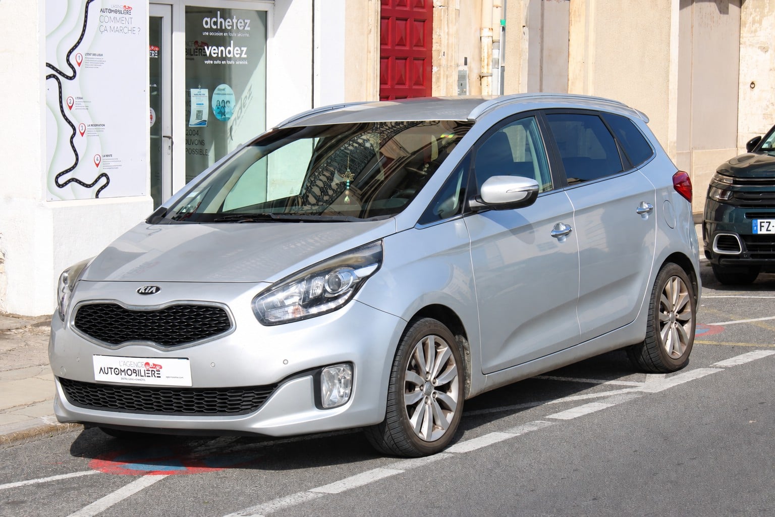 Kia Carens 1.7 CRDi 115Ch ISG 7 pl UEFA EURO 2016 ( 1ère main, Caméra de recul, GPS ... )