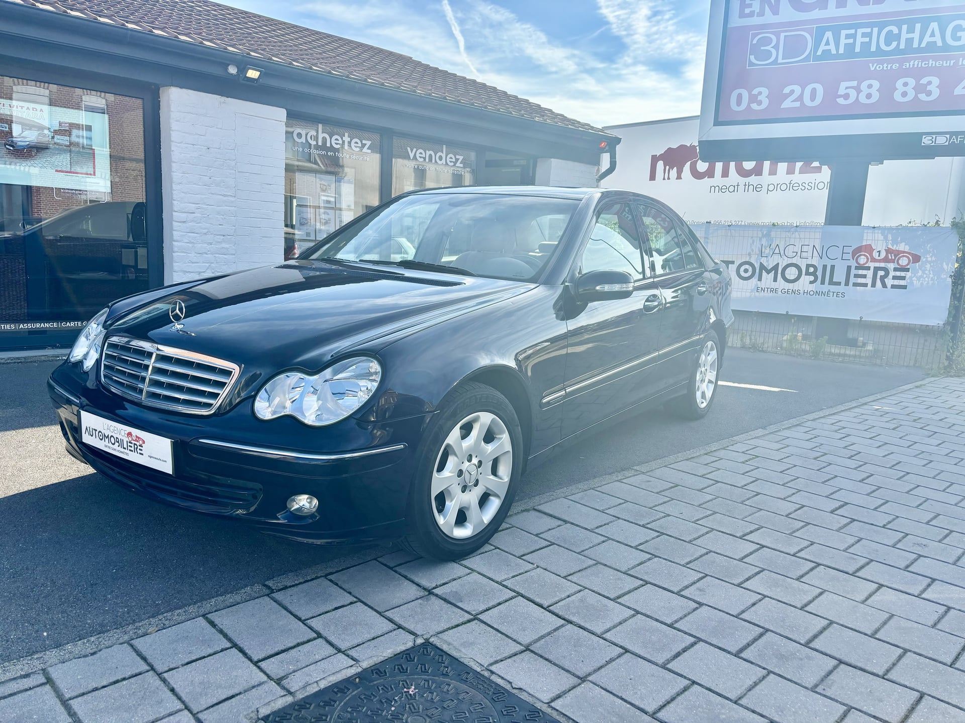 Mercedes-Benz Classe C 200 CDI 122CV  ELEGANCE ( BOITE AUTOMATIQUE ) ( Véhicule très bon état carrosserie )