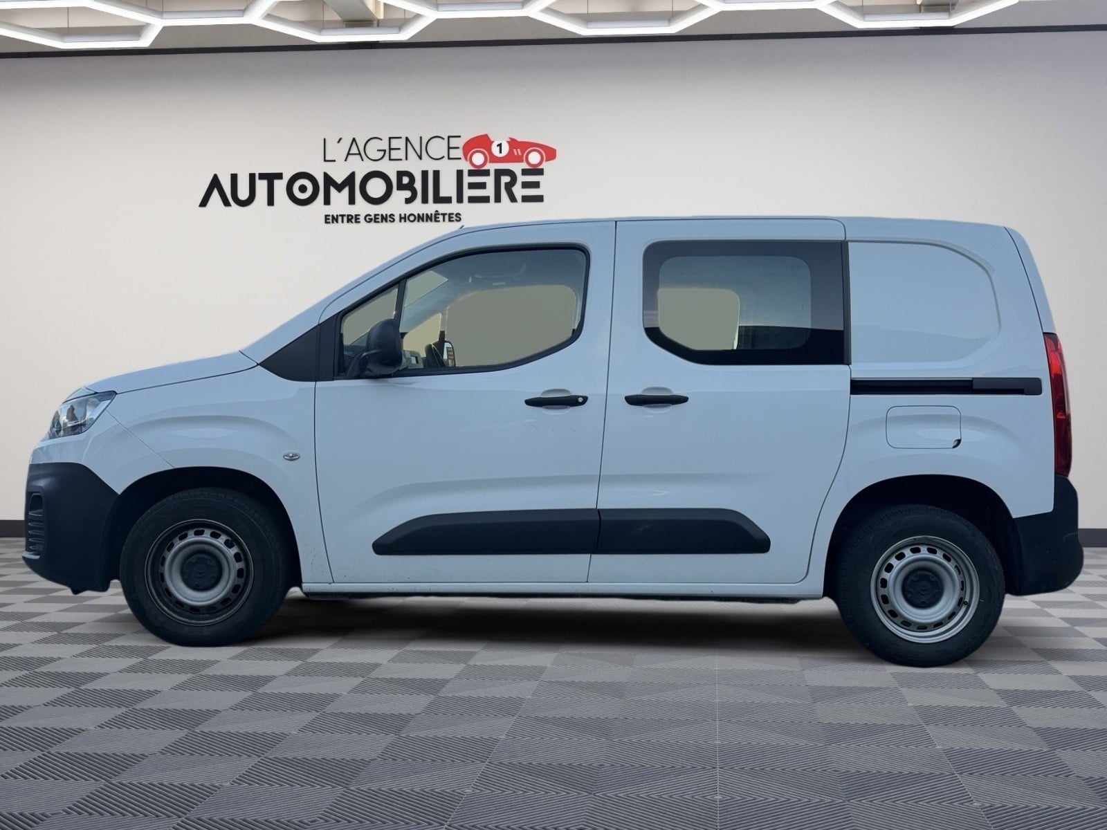 Citroen Berlingo VAN M 650 BLUEHDI 100 S&S BVM6 CONTROL — 2