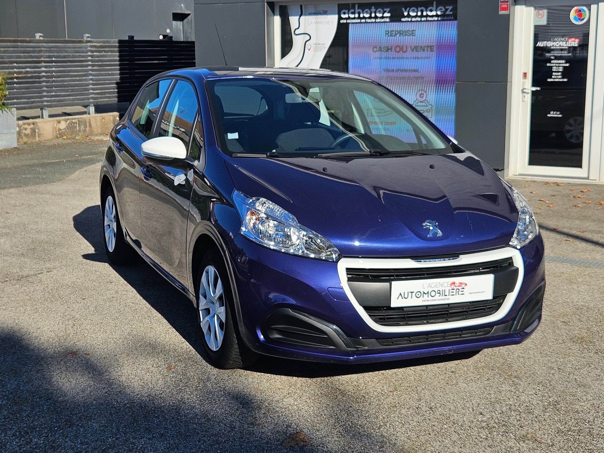 Peugeot 208 1.0 VTI 68 CV ACCESS — 2