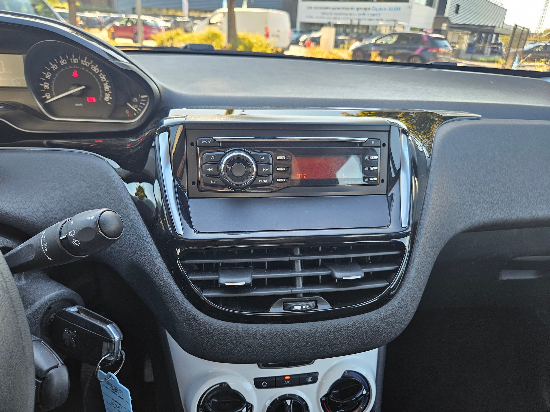 Peugeot 208 1.0 VTI 68 CV ACCESS — 17