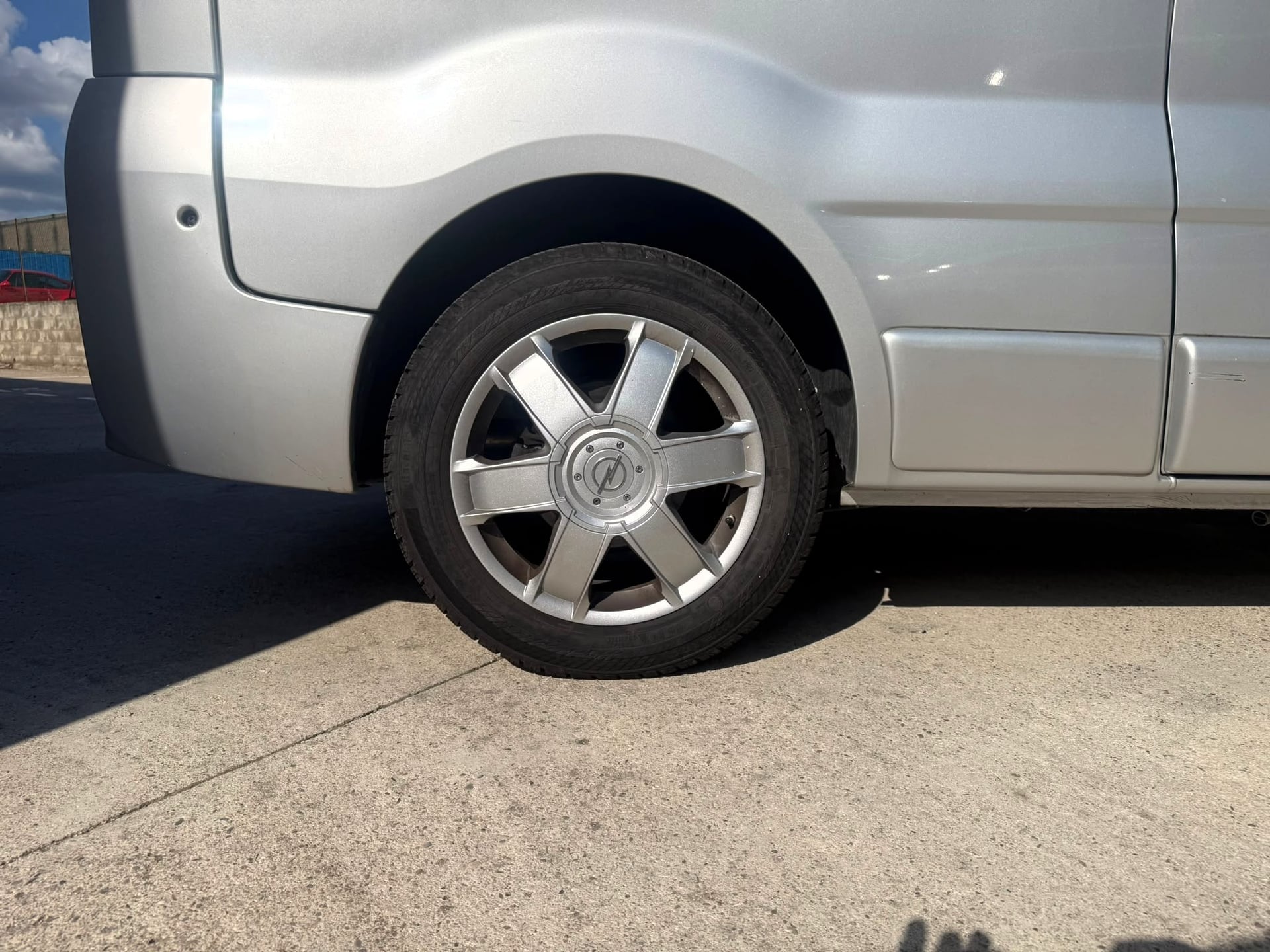 Opel Vivaro COMBI 2.0 CDTI 115 2900 LONG L2 — 29