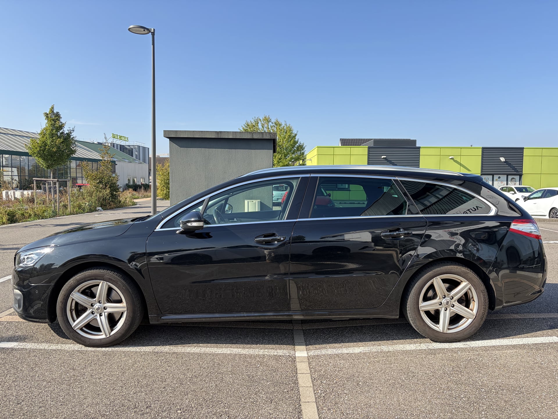 Peugeot 508 SW 2.0 HDI 180 FÉLINE EAT6 - GARANTIE 12 MOIS — 26