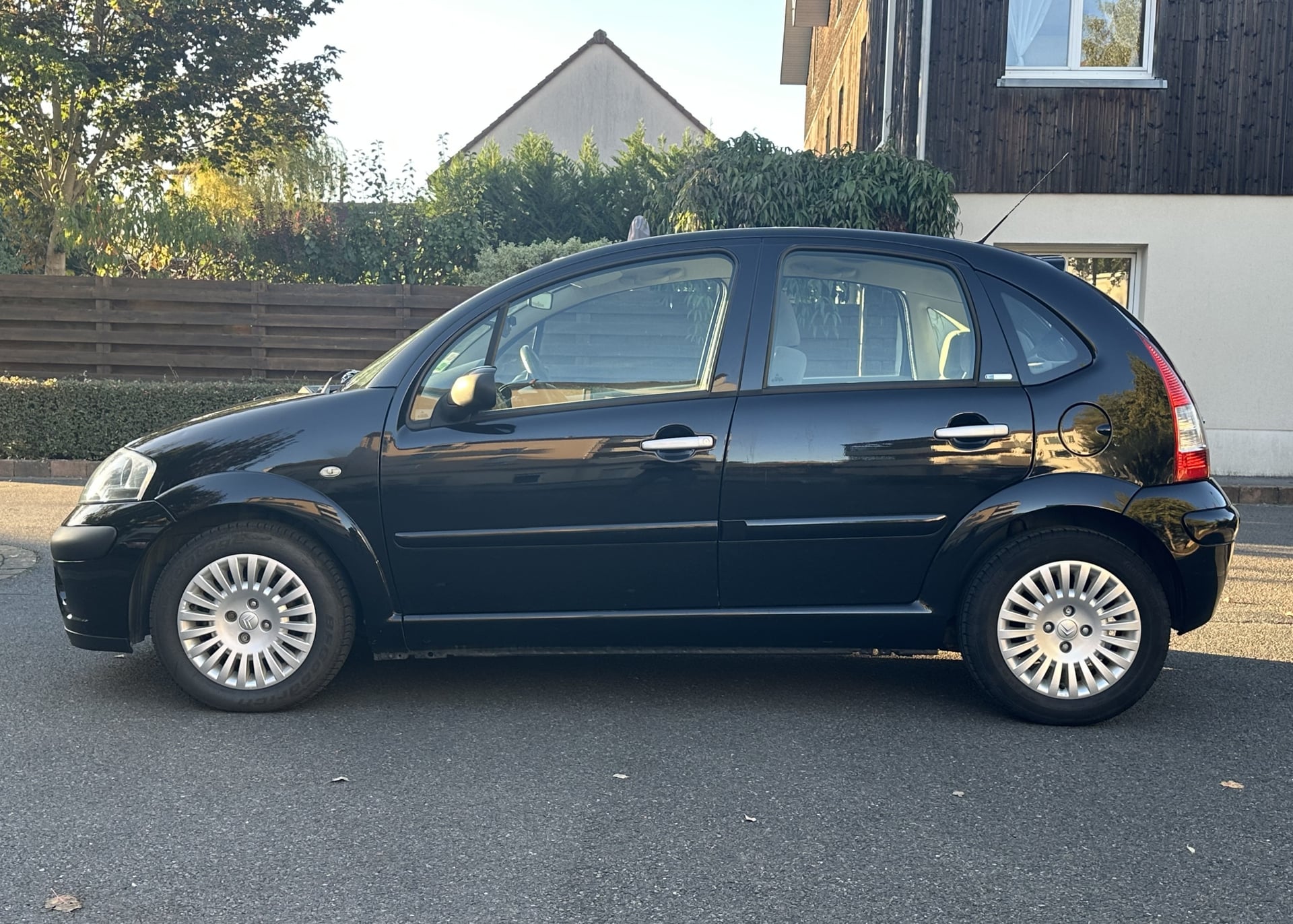 Citroen C3 1.4 HDI 70 EXCLUSIVE — 2