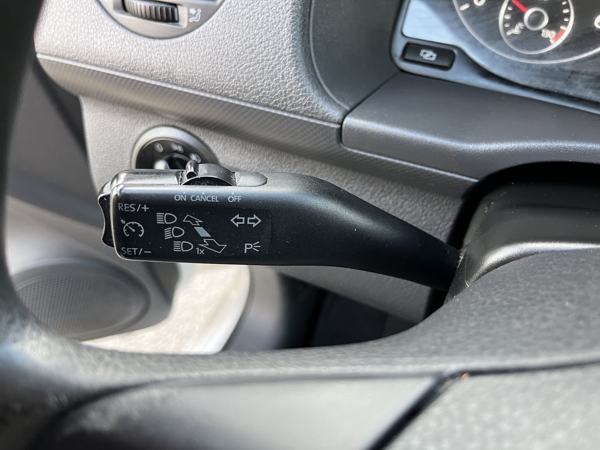 Volkswagen Caddy CADDY 1.6 TDI 102 CH / APPLE CARPLAY // GARANTIE 1 AN — 40