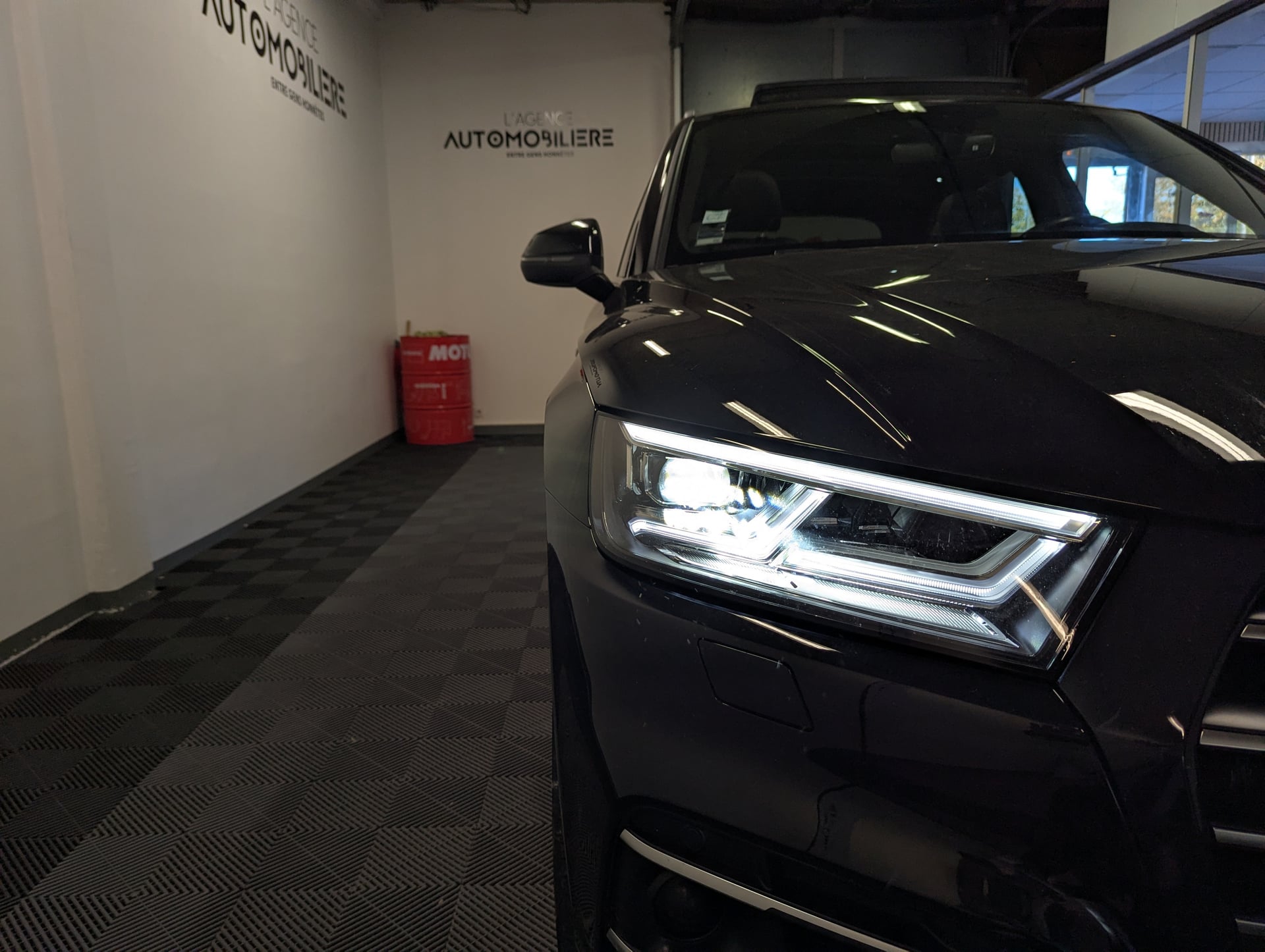 Audi Q5 55 TFSIe 367 S tronic 7 Quattro S line + TOIT OUVRANT — 35