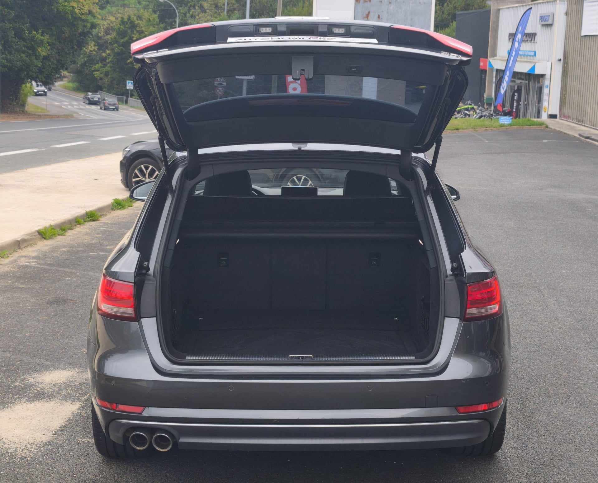 Audi A4 Avant 2.0 tdi 190 ch S-LINE — 40