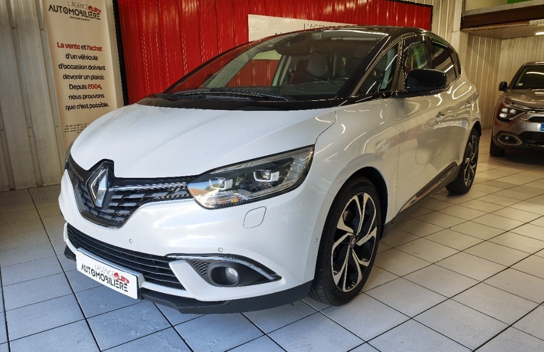 Renault Scenic RENAULT SCENIC 1.7L DCI EDC6 INTENS BOSE CAMERA DE RECUL REGULATEUR ADAPTATIF