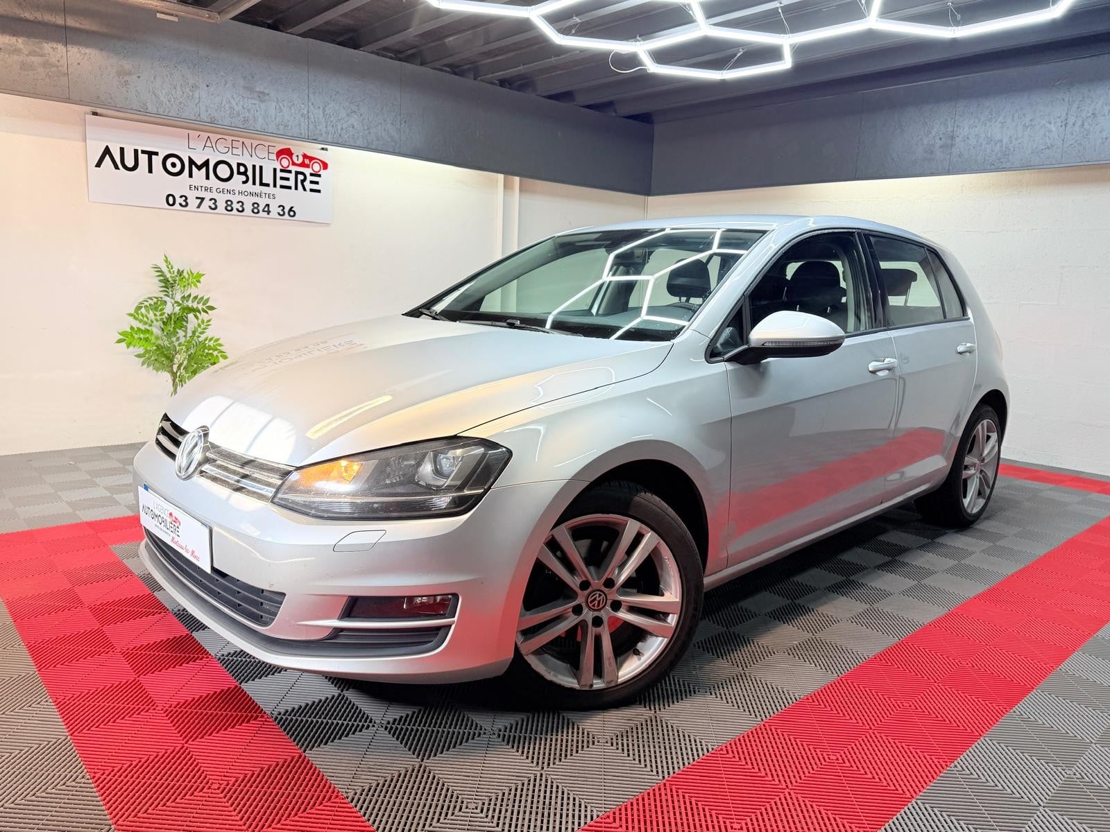 Volkswagen Golf VII 1.6 TDI 16V Blue Motion S&S 110 cv Garantie 12 mois