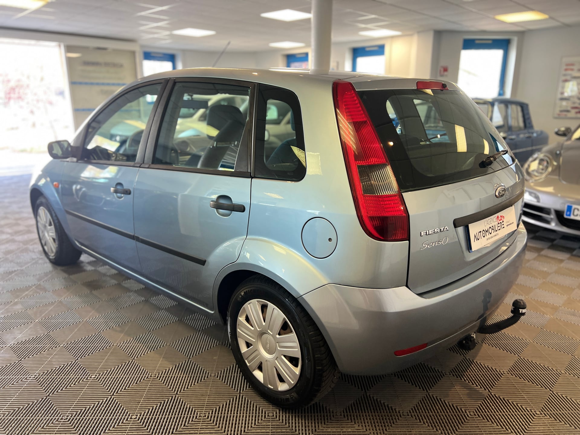Ford Fiesta 1.4 16v 80ch Senso 5p — 2