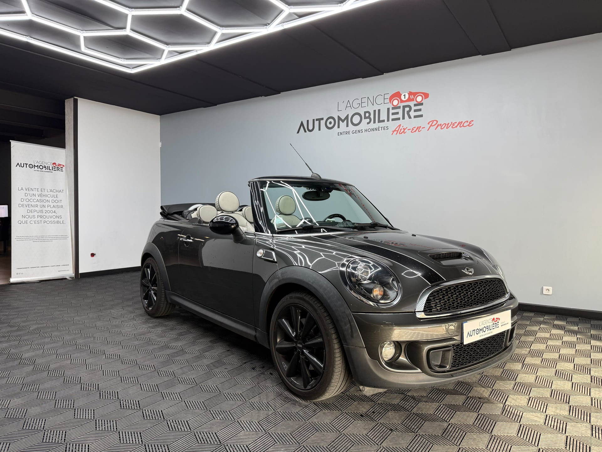 Mini Mini COOPER S (R57) CABRIOLET 1.6 184 Ch - SUIVI MINI