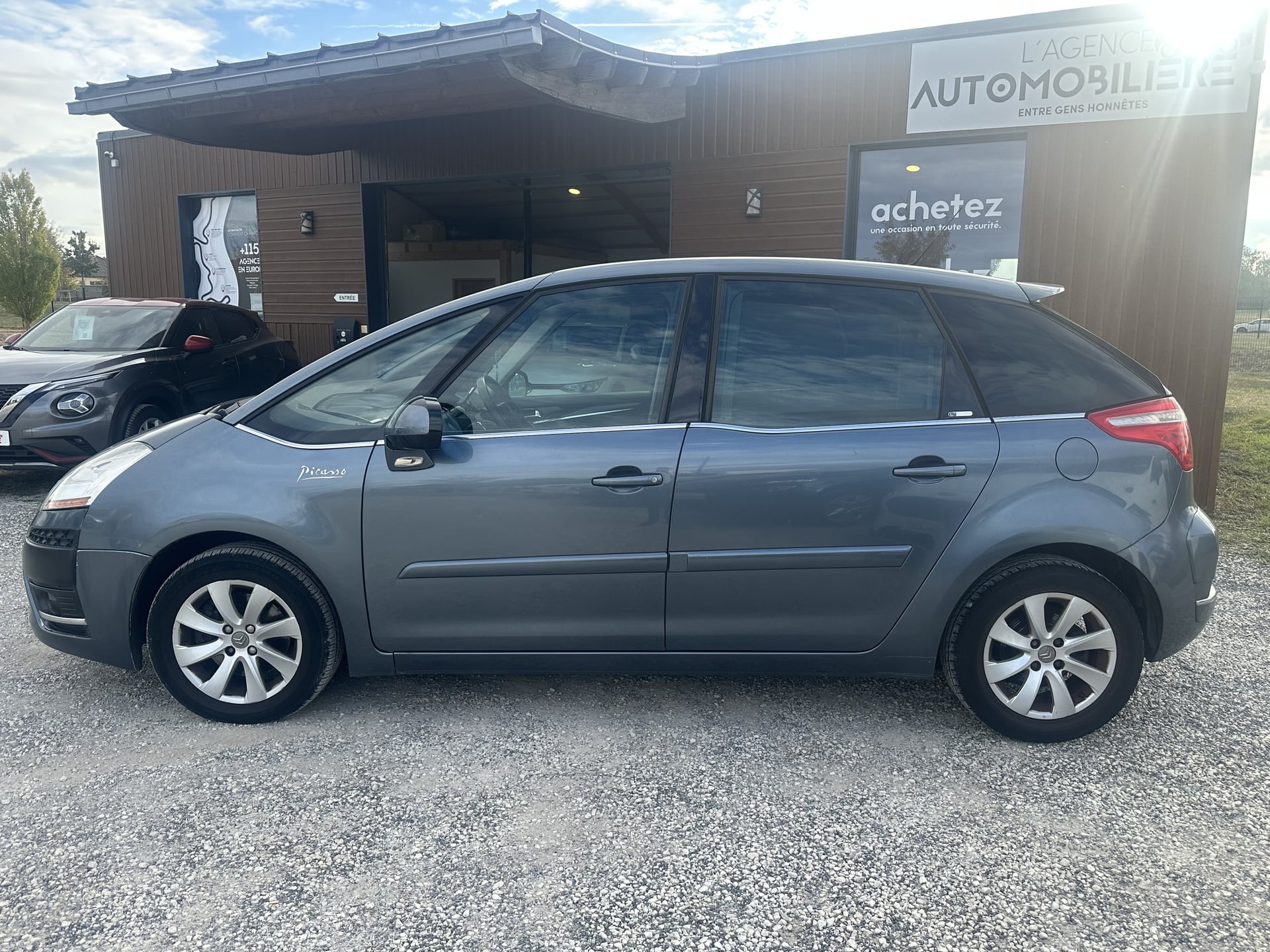 Citroen C4 Picasso 2.0 HDi 136 CH BOITE AUTO — 2