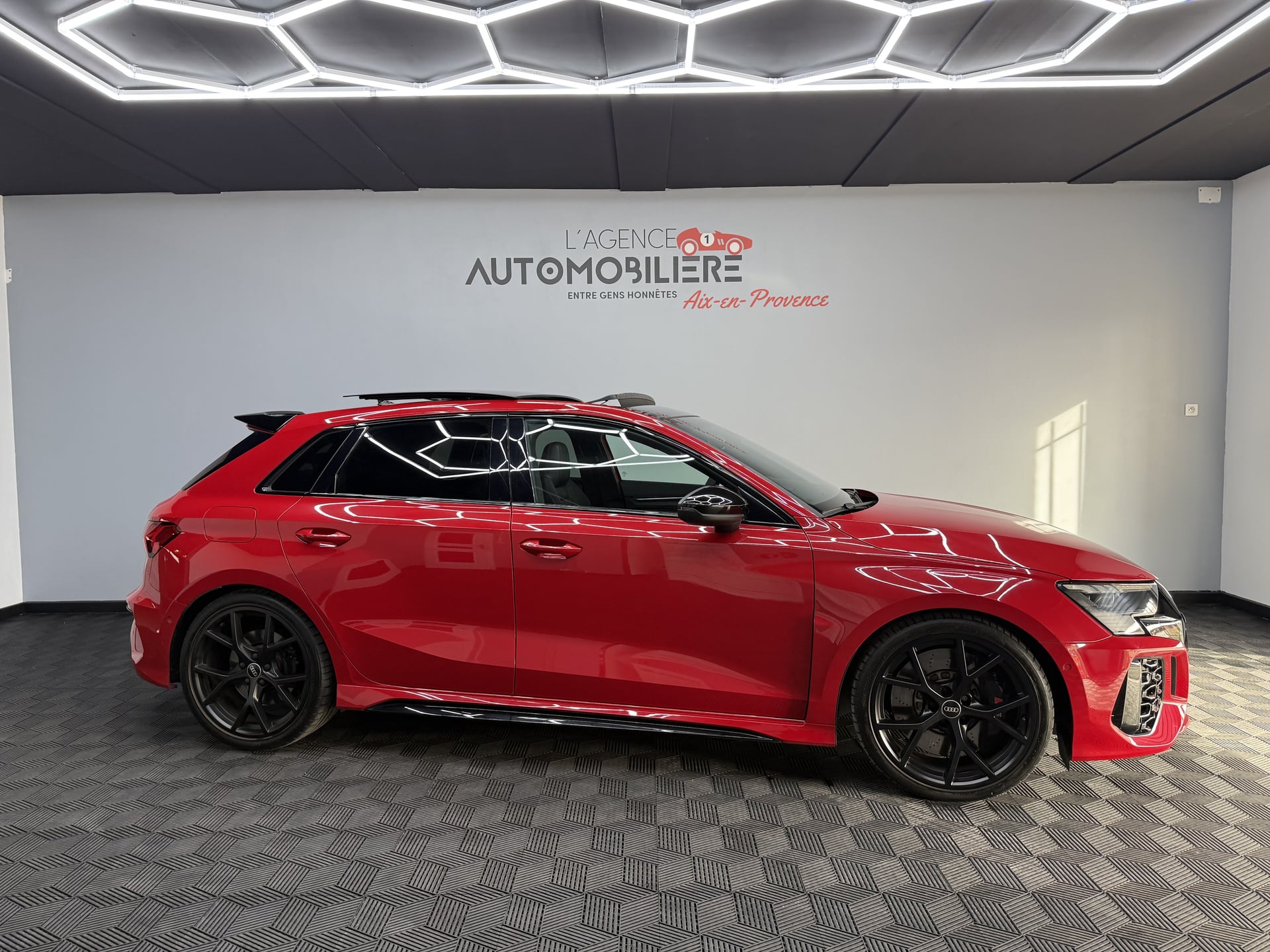 Audi RS3 (8Y) SPORTBACK QUATTRO 400Ch — 2