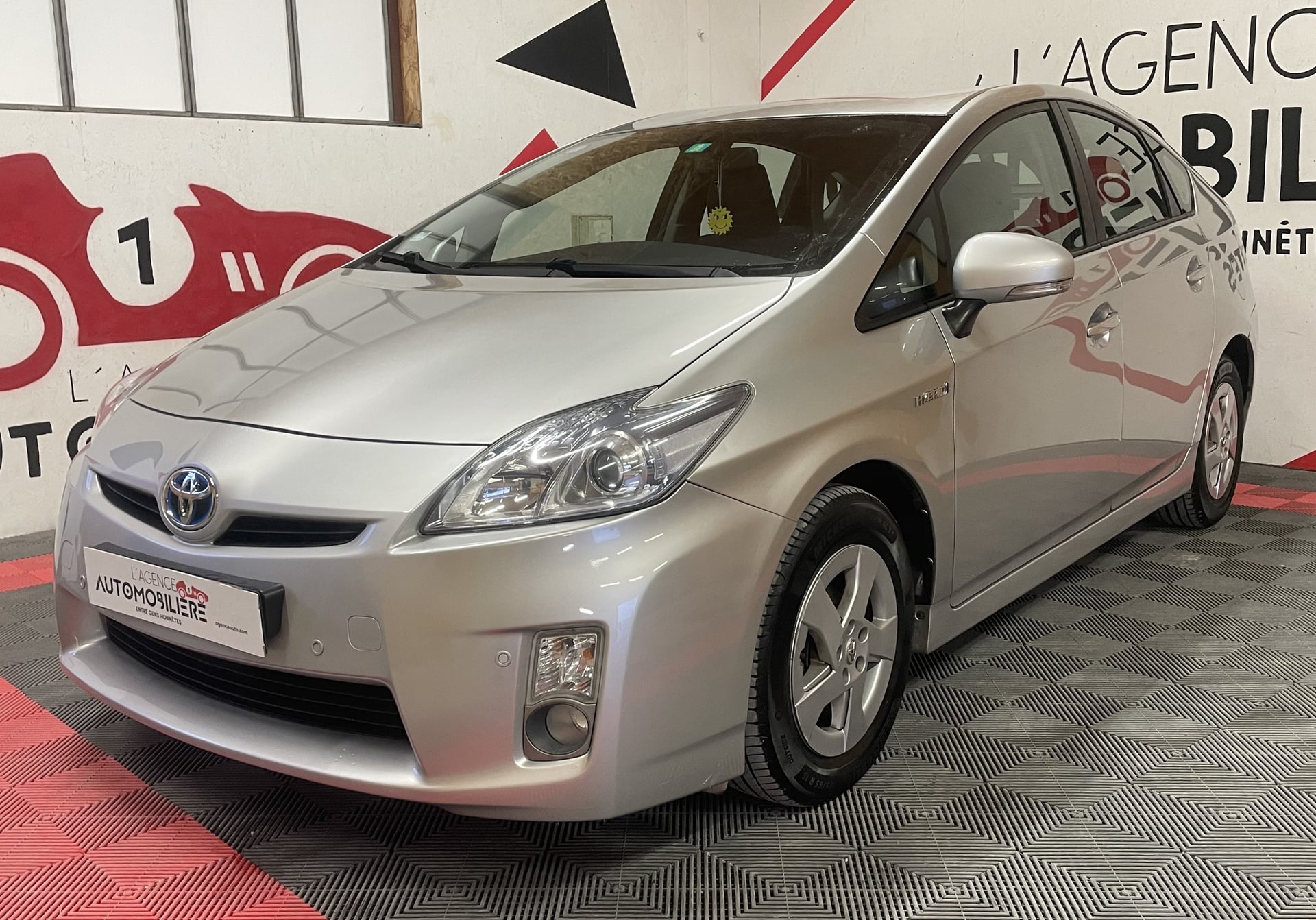 Toyota Prius 1.8 VVT-i 16V 136 Hybrid CVT 99 cv Boîte auto — 2