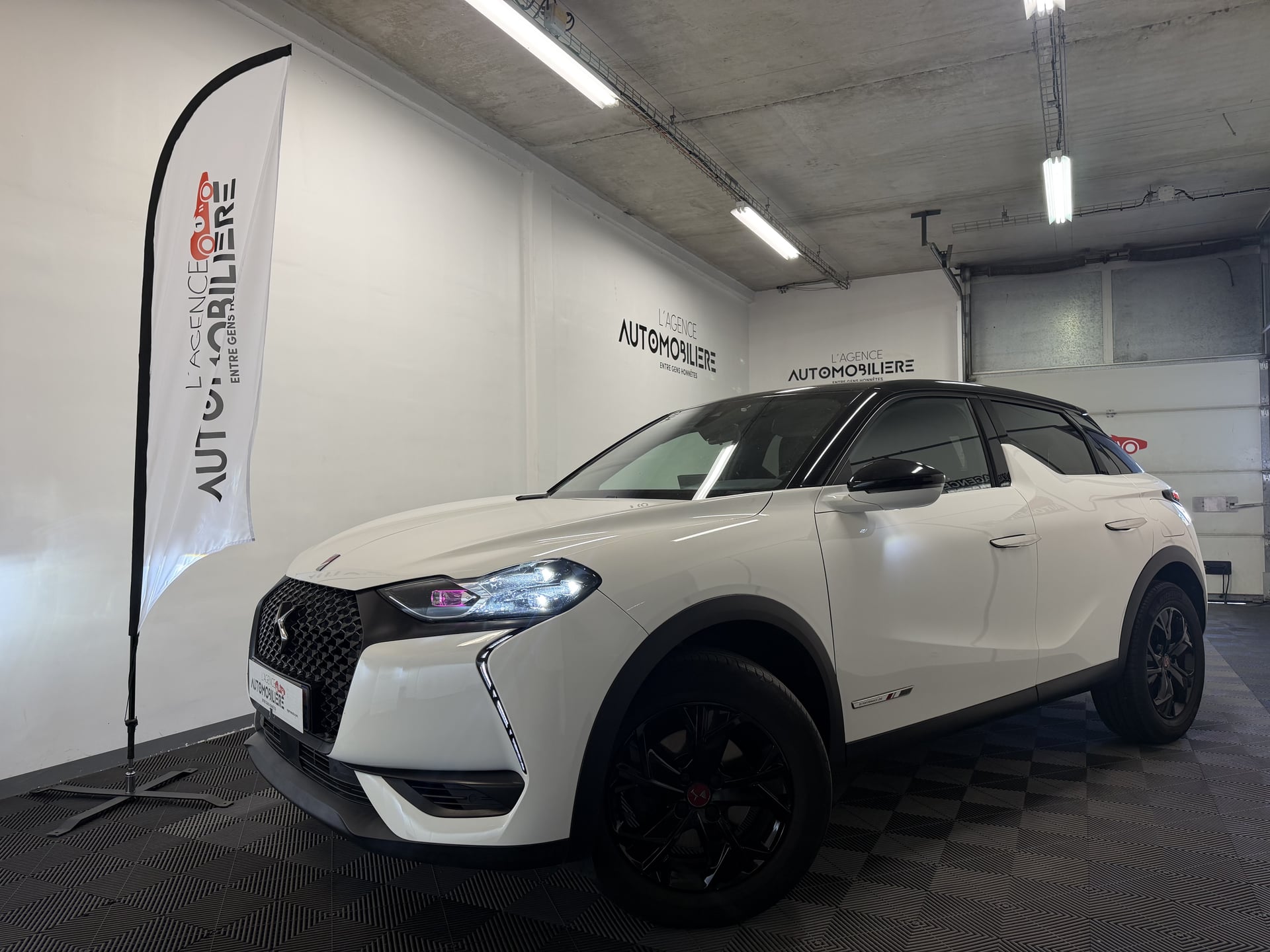 DS DS3 CBACK 1.2 THP 12V EAT8 S&S 131 cv Boîte auto