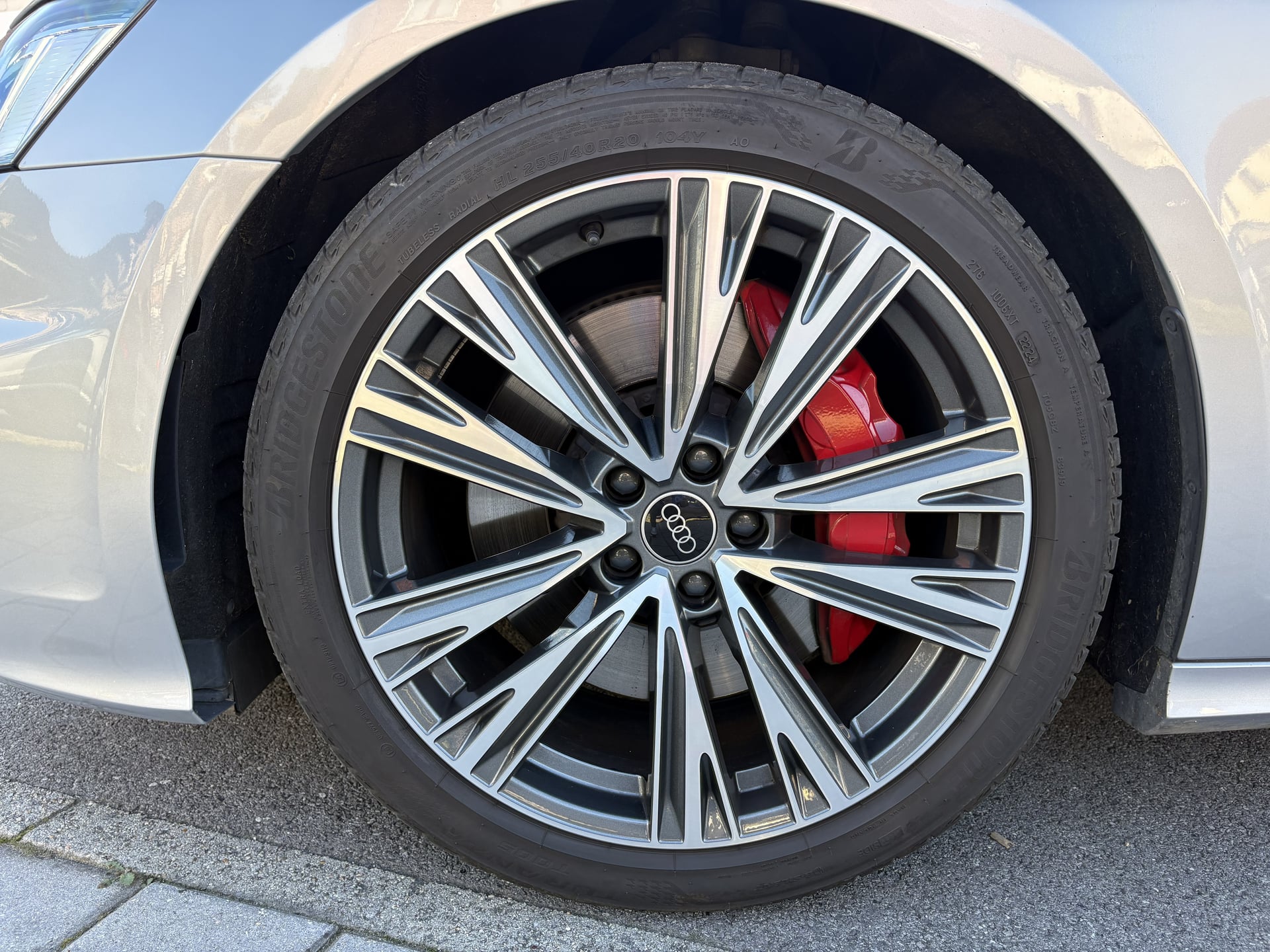 Audi A6 Avant 55 TFSIe 367ch S Tronic 7 Quattro Competition — 40