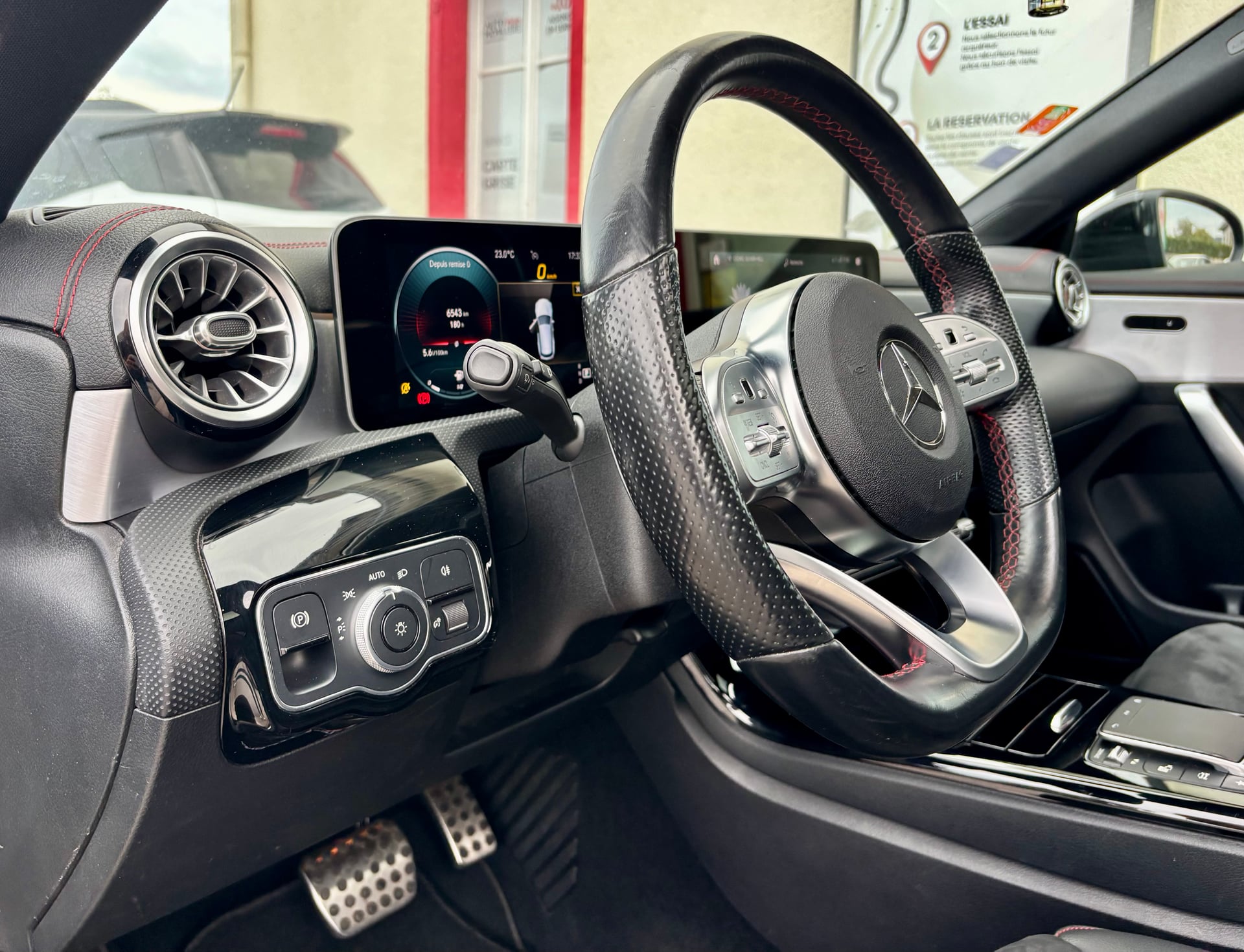 Mercedes-Benz Classe CLA II (118) Shooting Brake 180 d 1.5 d 8V 116 cv — 30