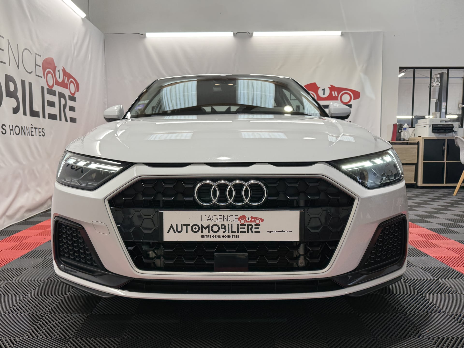 Audi A1 Sportback II 25 TFSI 95 SPORTBACK ADVANCED S TRONIC 7 — 2