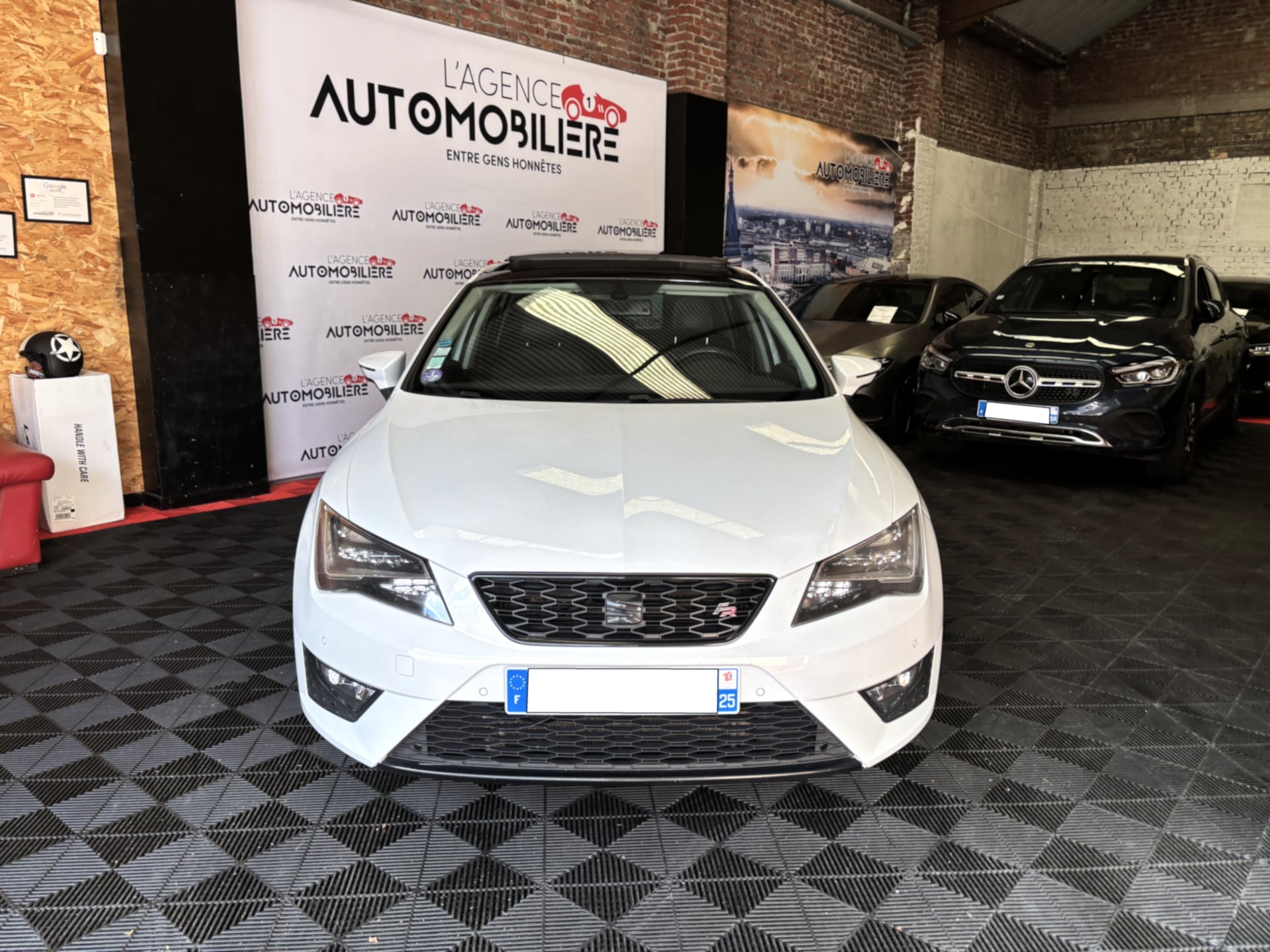 Seat Leon 1.8 TSI 180 FR START-STOP — 2