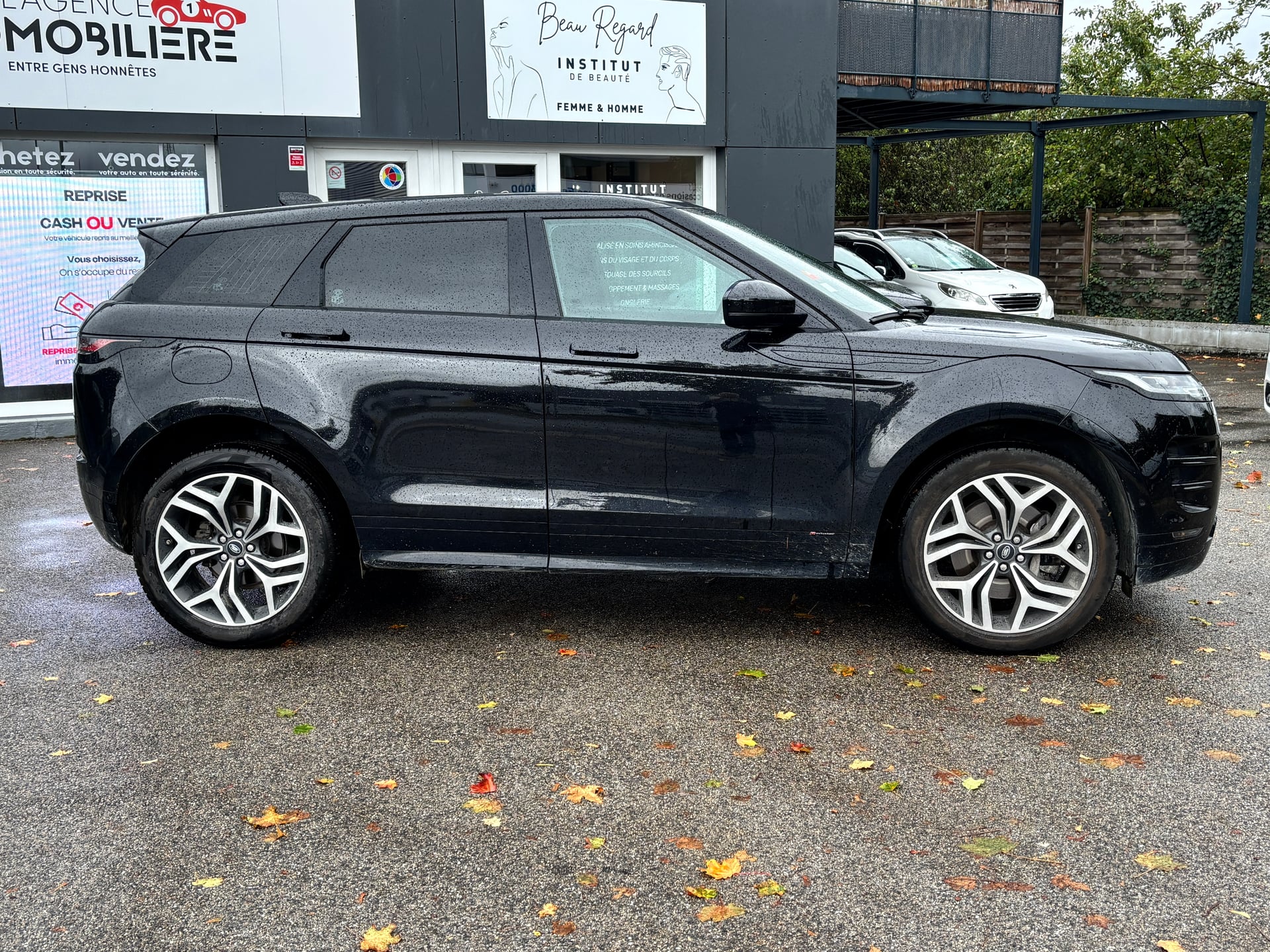 Land Rover Range Rover Evoque 2.0 TD4 180 ch AWD R-DYNAMIC HSE BVA9 — 2